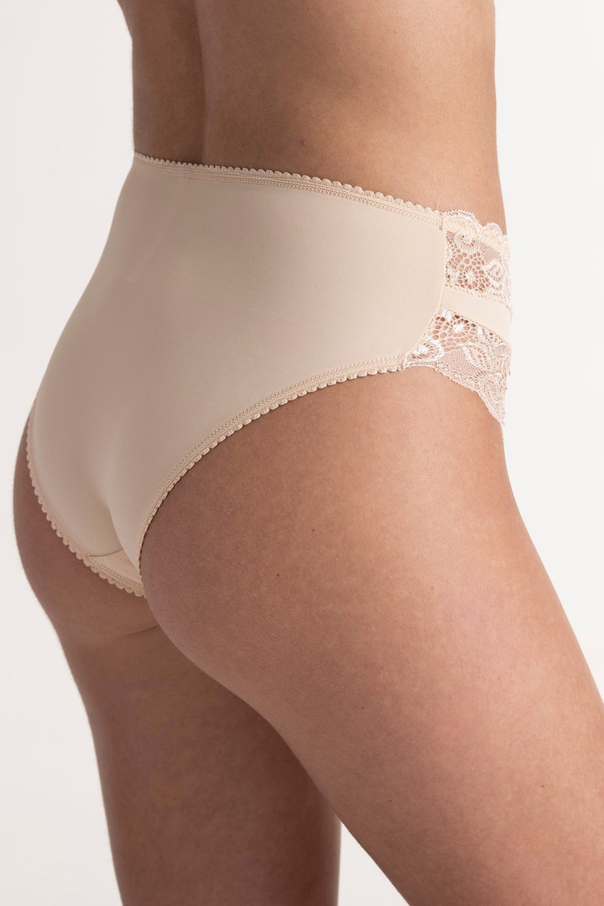 Brief cotton with Lace תחתון מידי