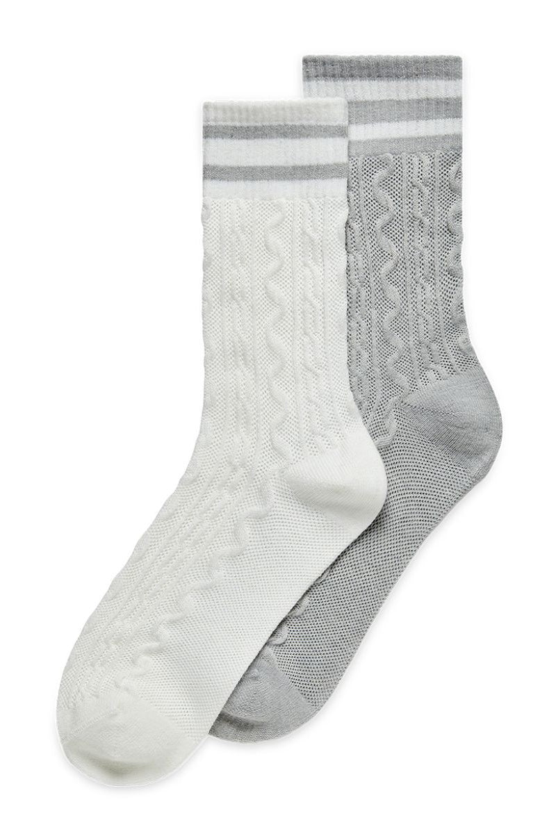 2 זוגות גרבים בארוך קלאסי צמות