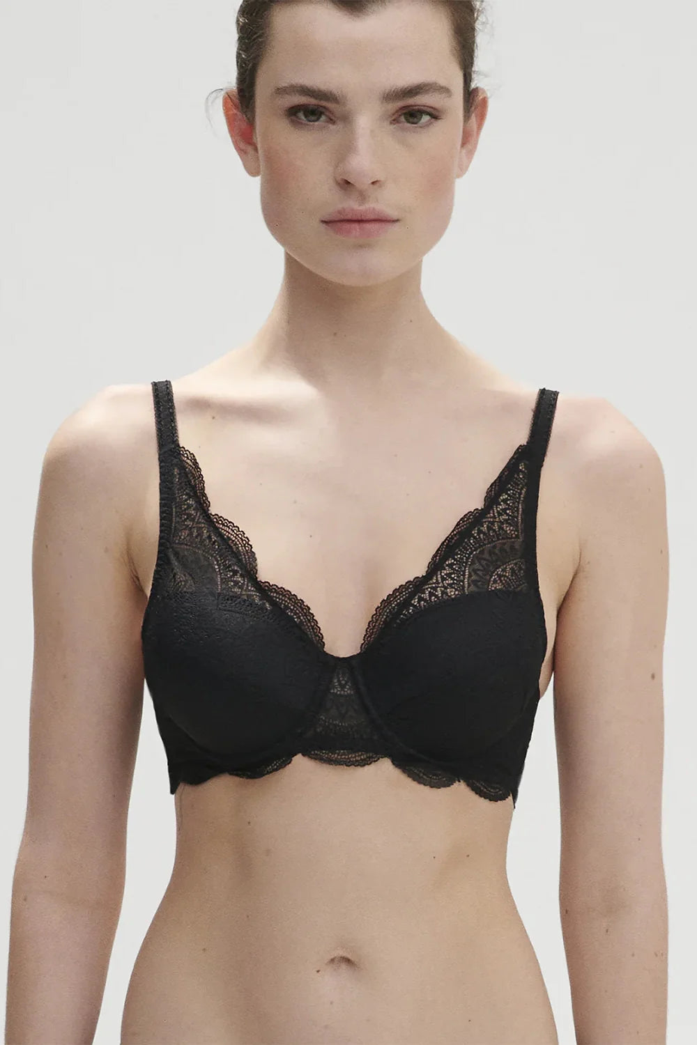 חזיית ספייסר בגזרת משולשים KARMA