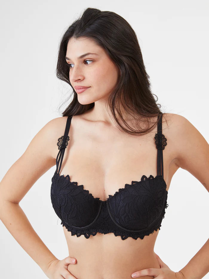 חזיית ריפוד קל תחרה EMILIA