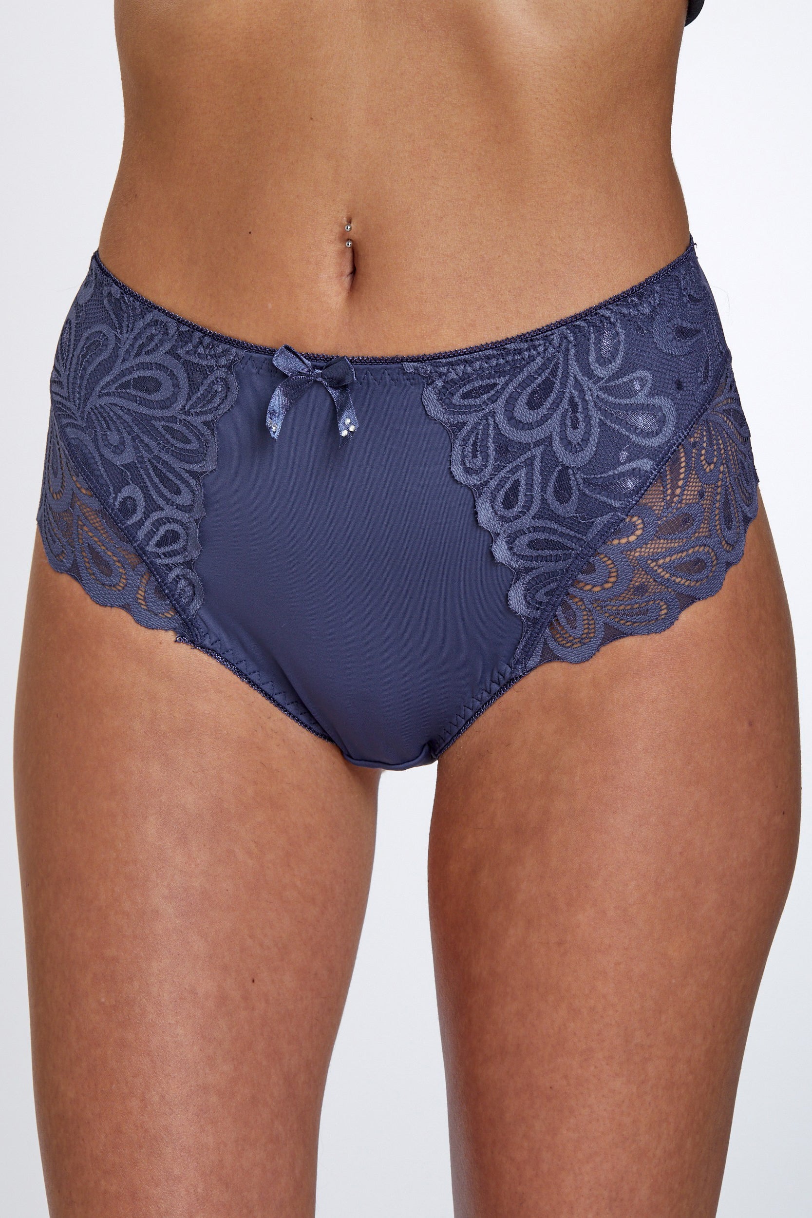 Lace Maxi תחתון מקסי בשילוב תחרה