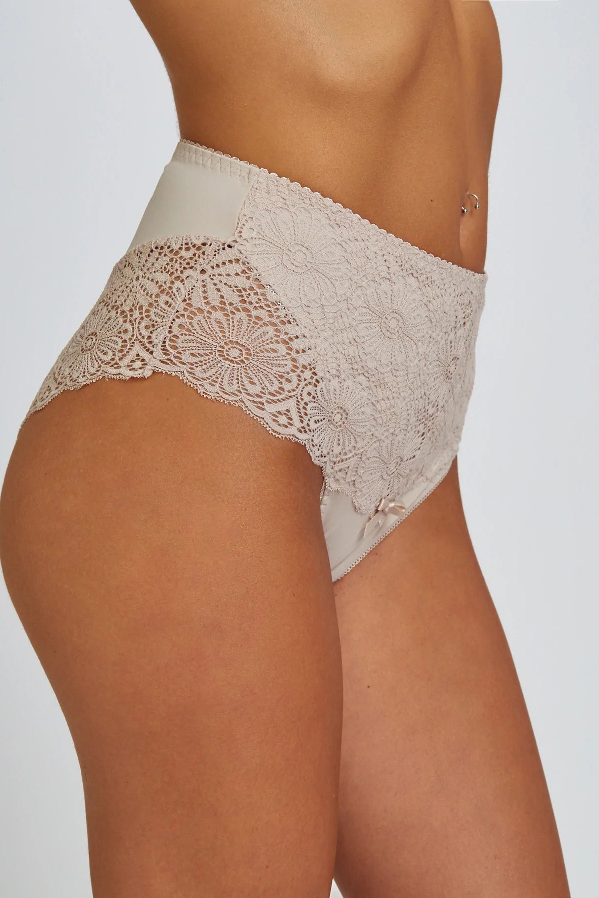 תחתון מקסי בשילוב תחרה