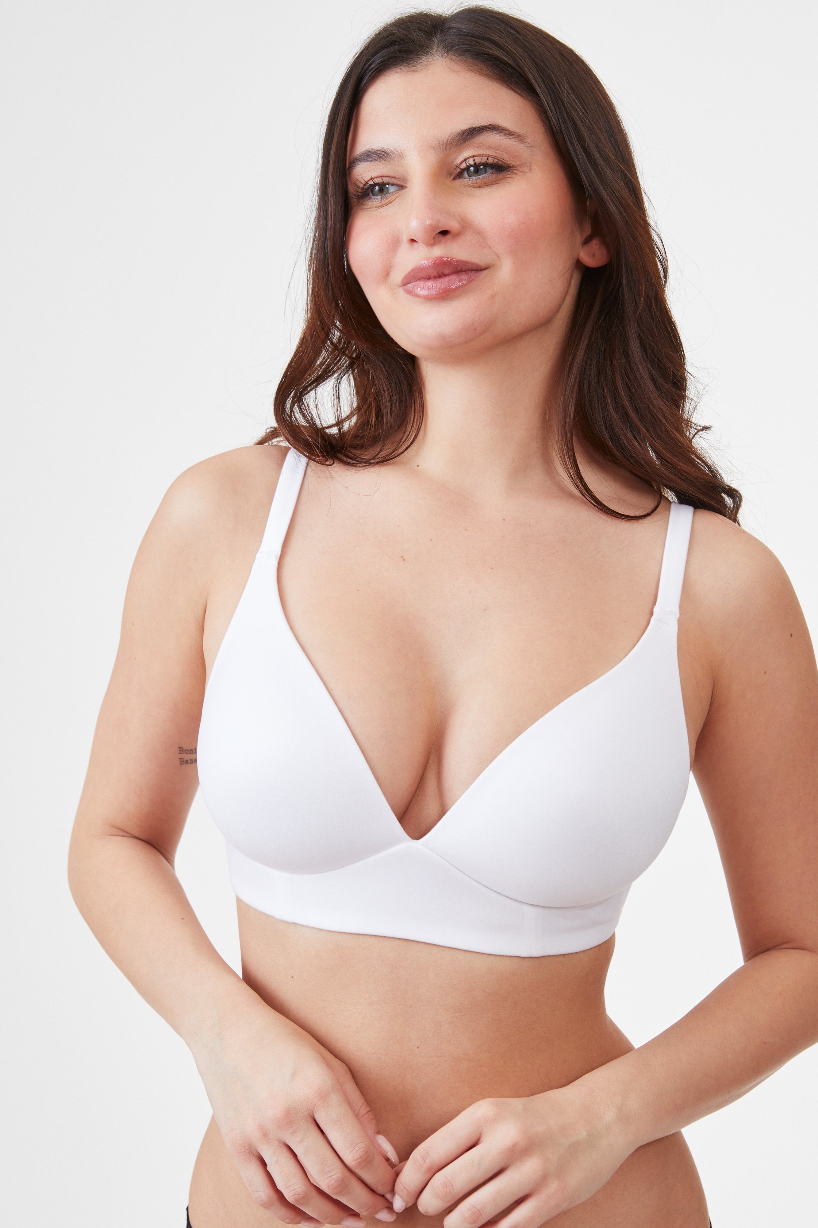 OLIVIA חזייה רכה ללא ברזל