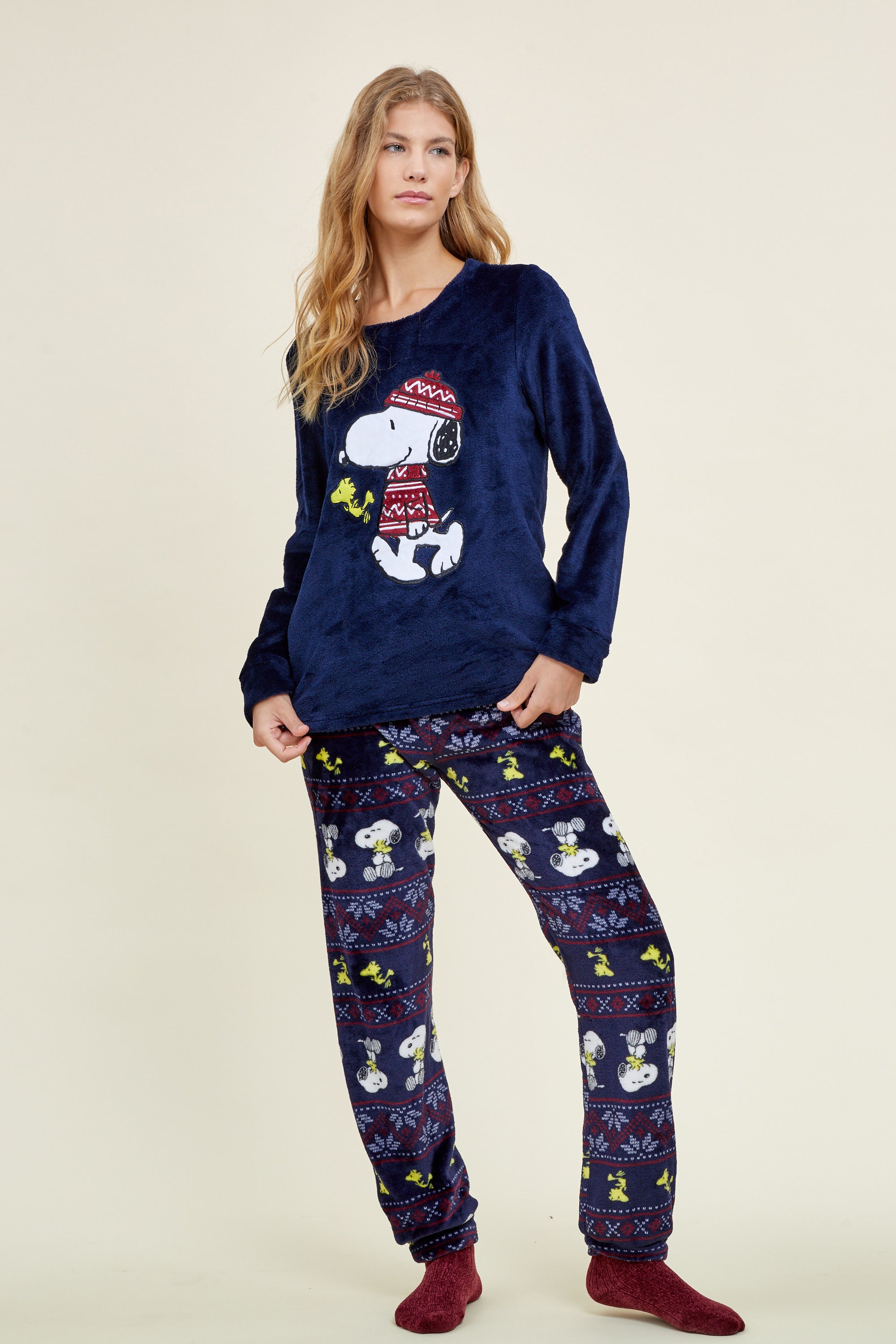 סט פיג`מה סנופי בחורף פלאפי