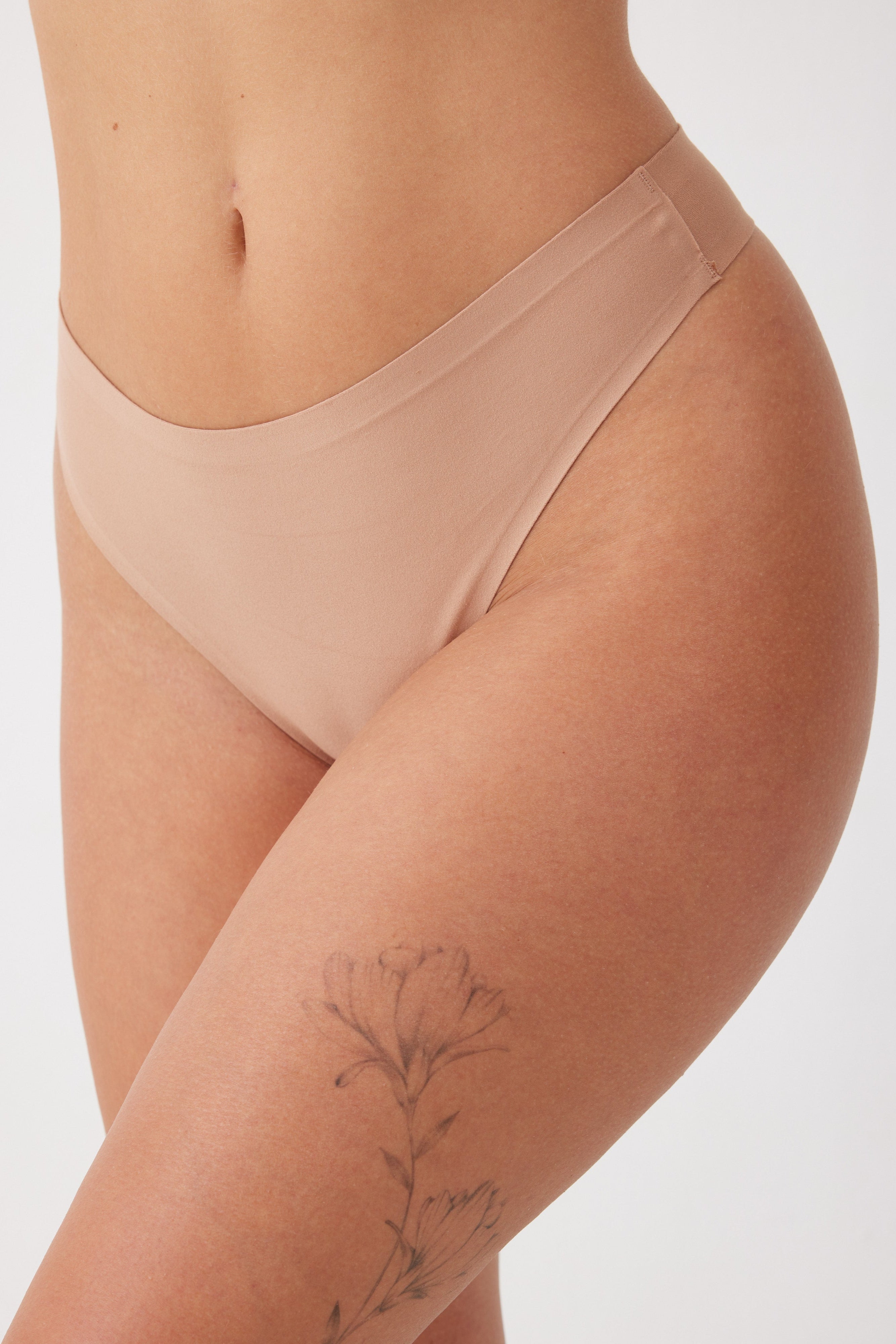 תחתון חוטני ללא תפר