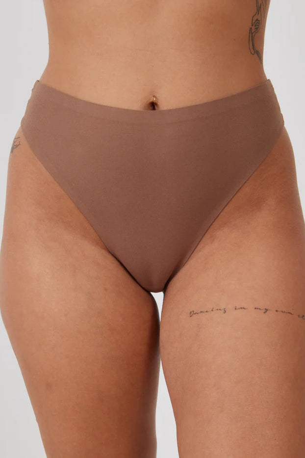 תחתון חוטני ללא תפר