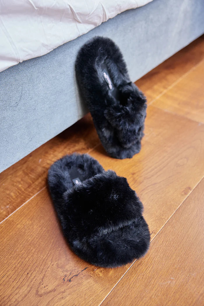 כפכף פרווה פתוח