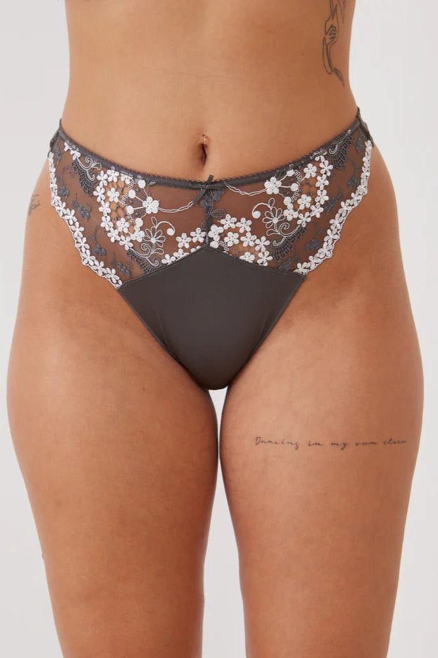 תחתון חוטיני סבטה