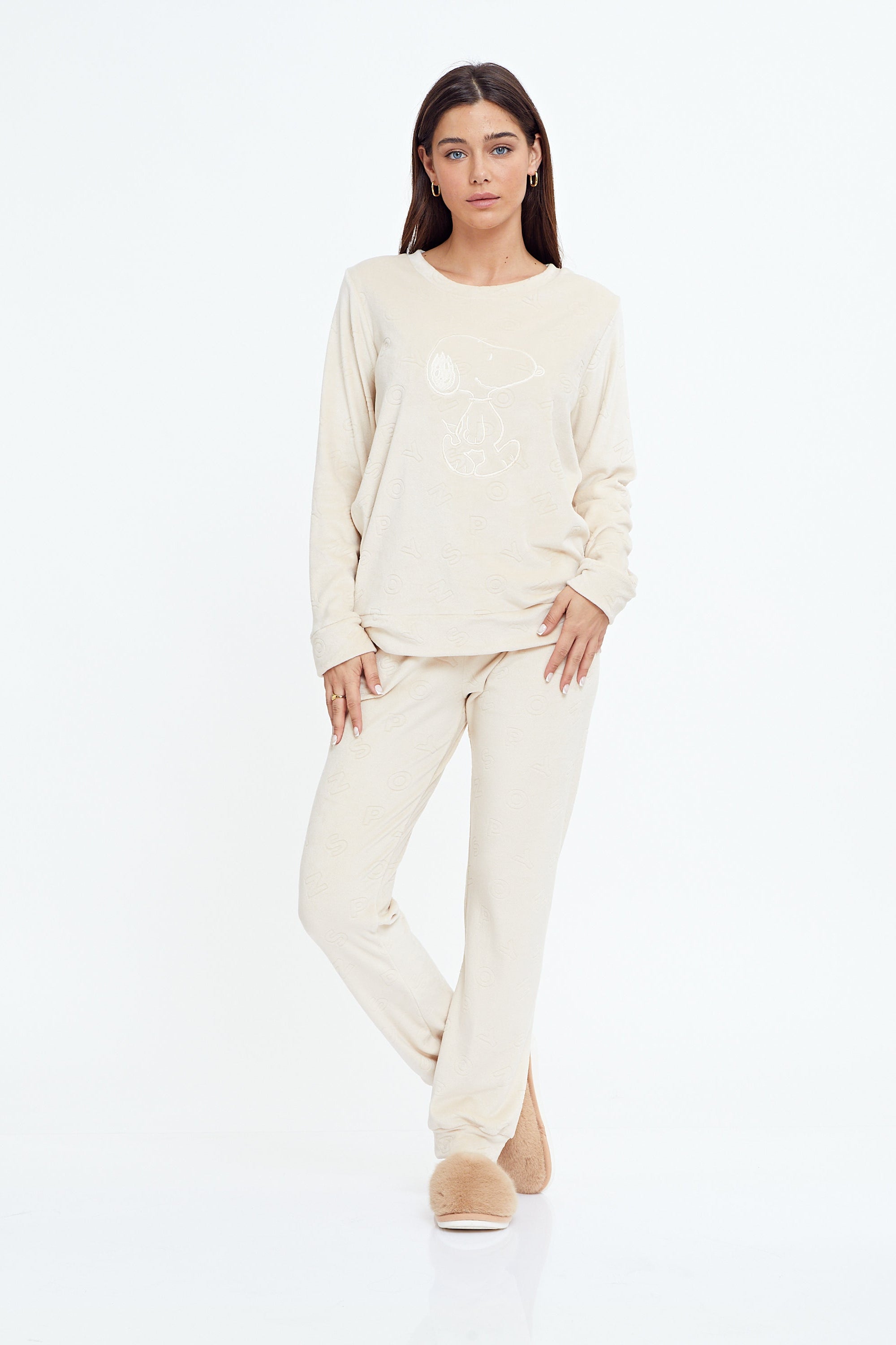 פיג'מת קטיפה סנופי