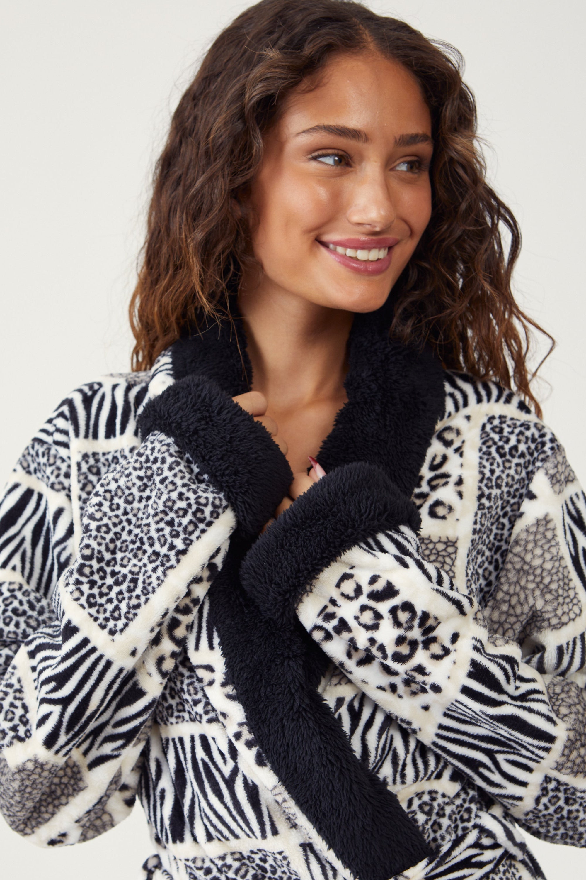 חלוק פליז ארוך הדפס טייגר