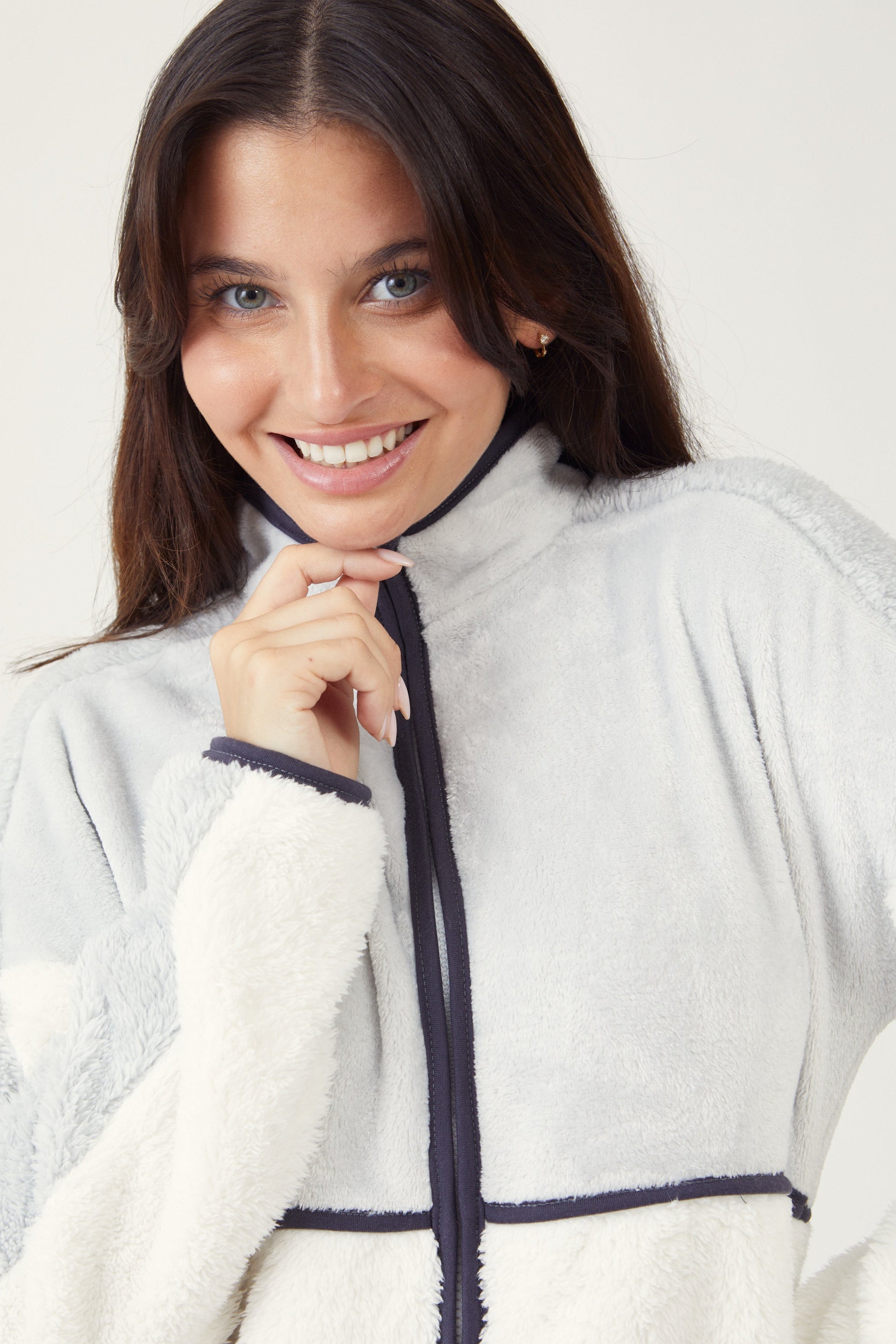 חליפת פנאי פלאפי עם ריצ'רץ