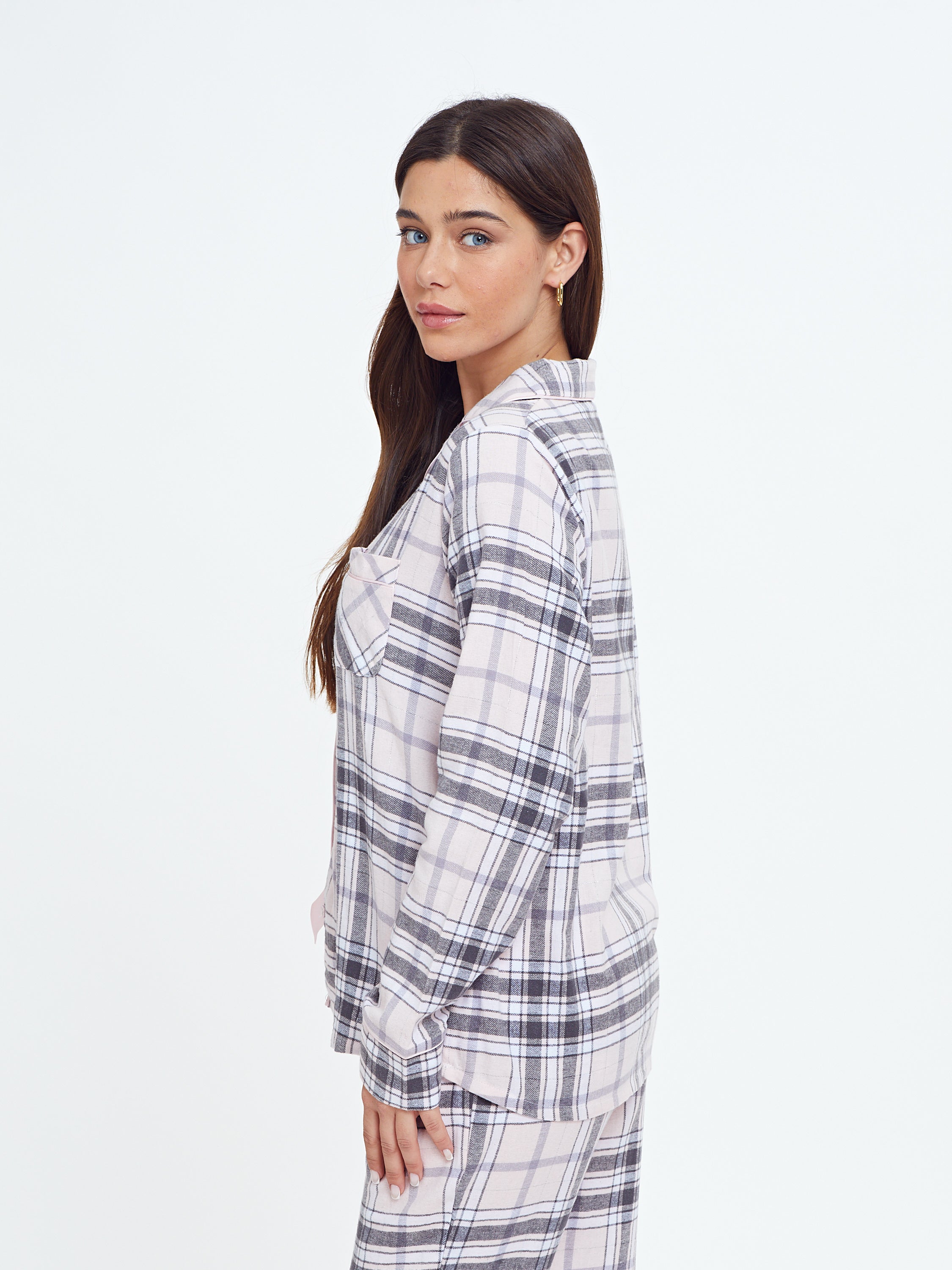 פיג'מה מכופתרת משבצות