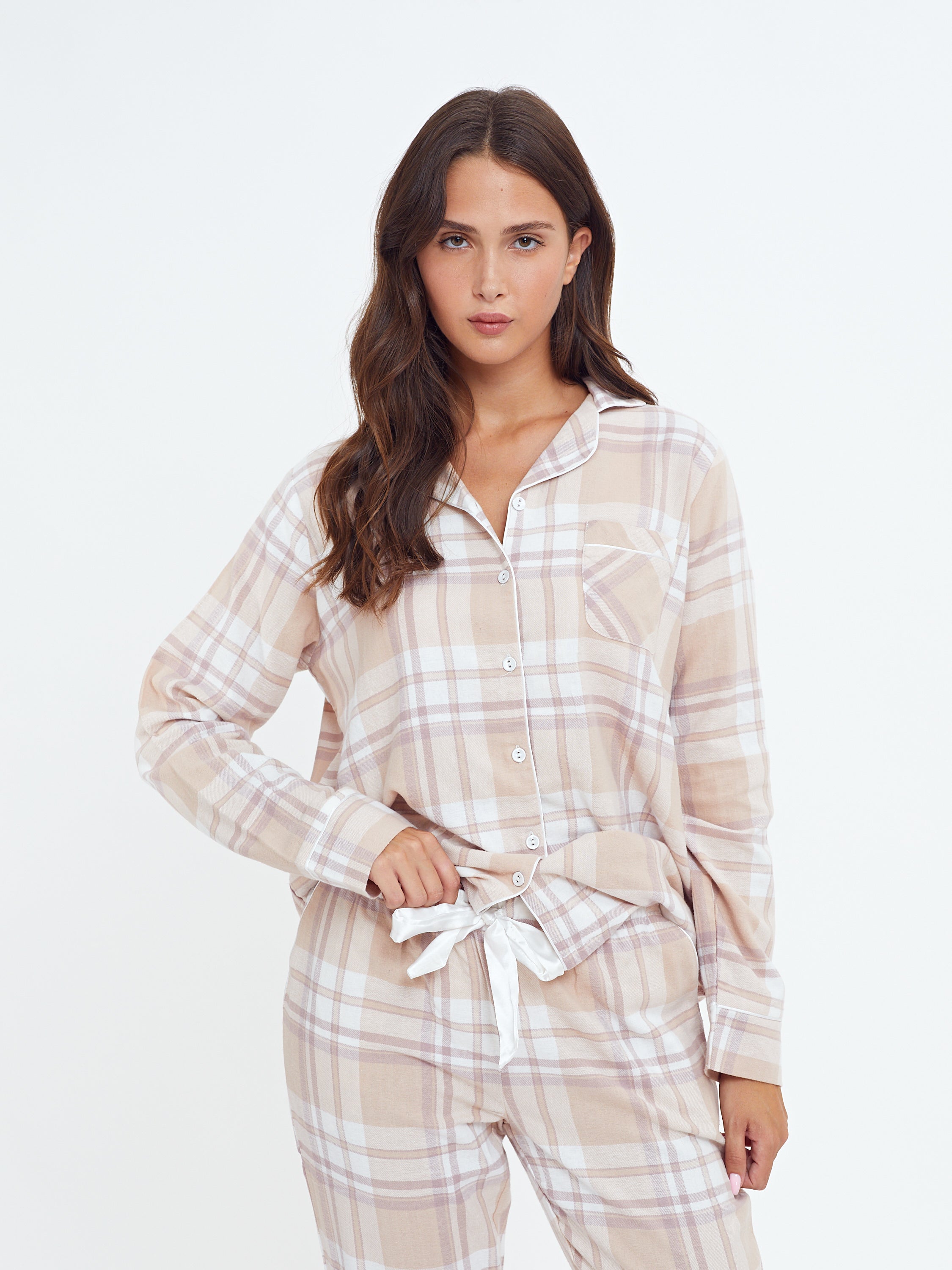 פיג'מה מכופתרת משבצות