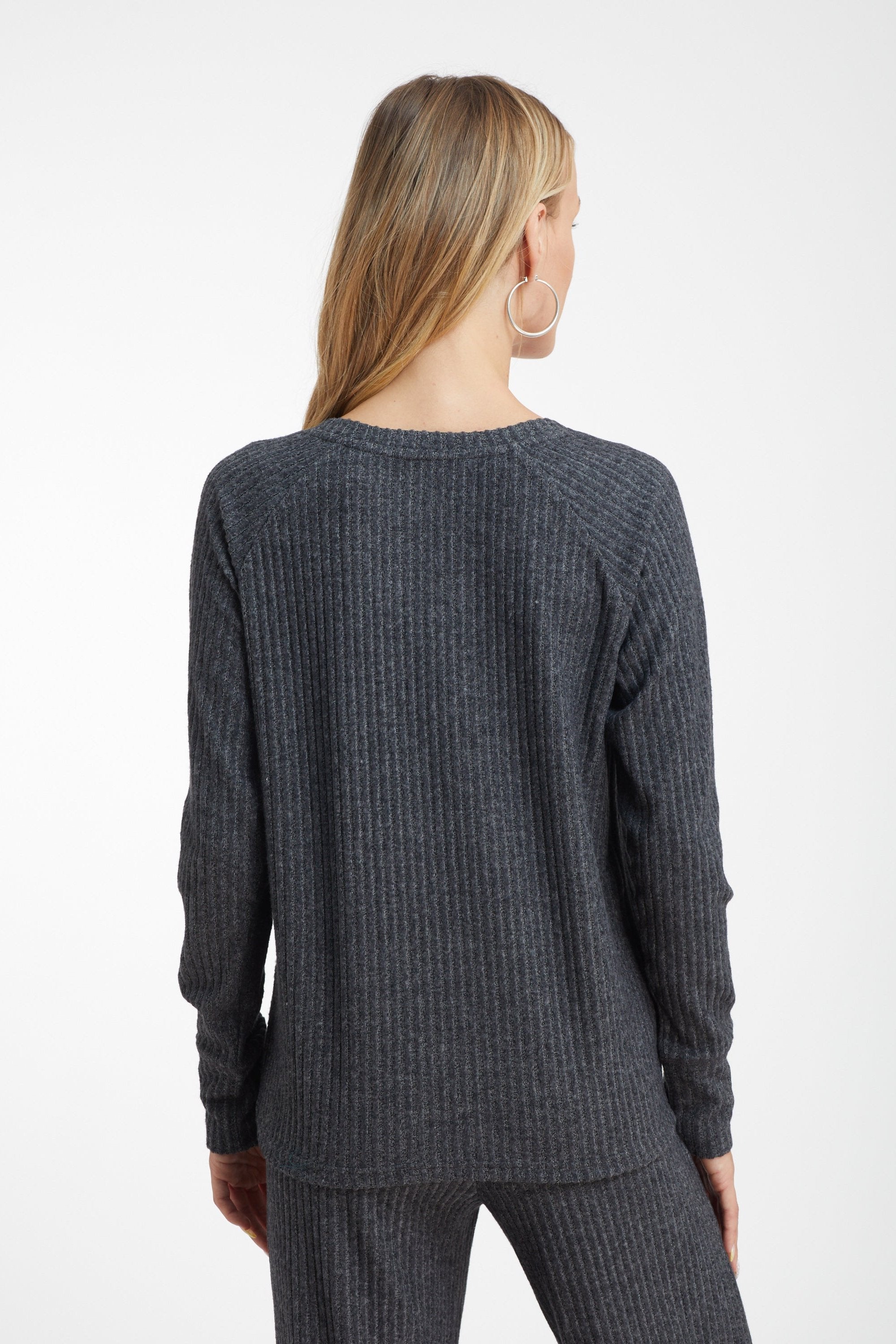 חליפת פנאי ריב