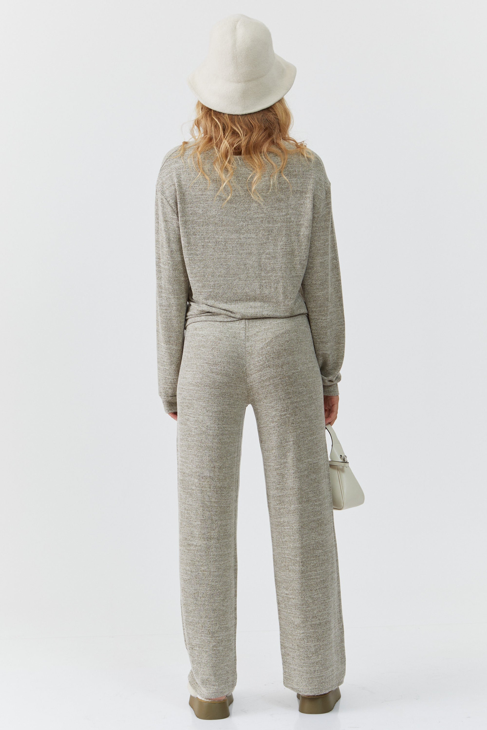 סט חליפת פנאי