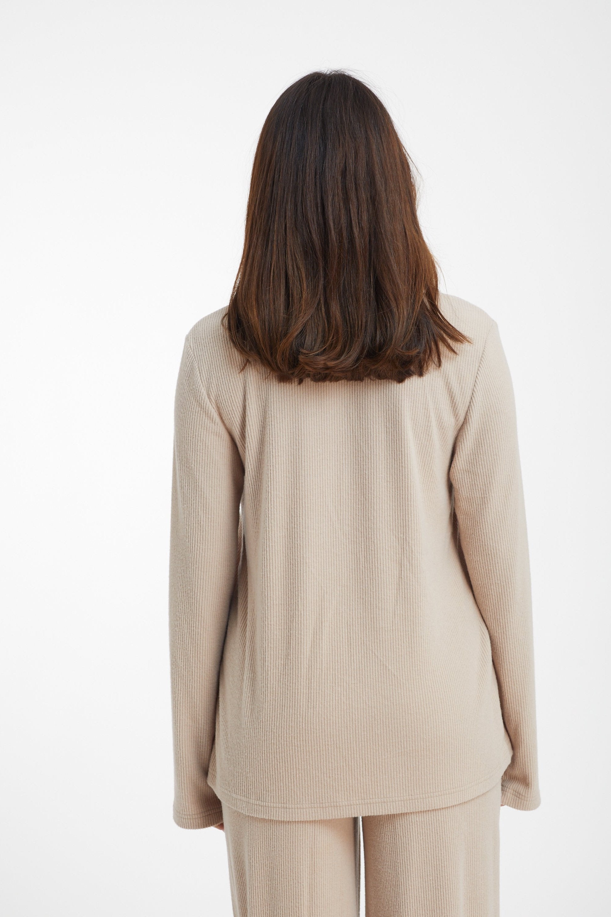 סט חליפת פנאי מכופתרת ריב