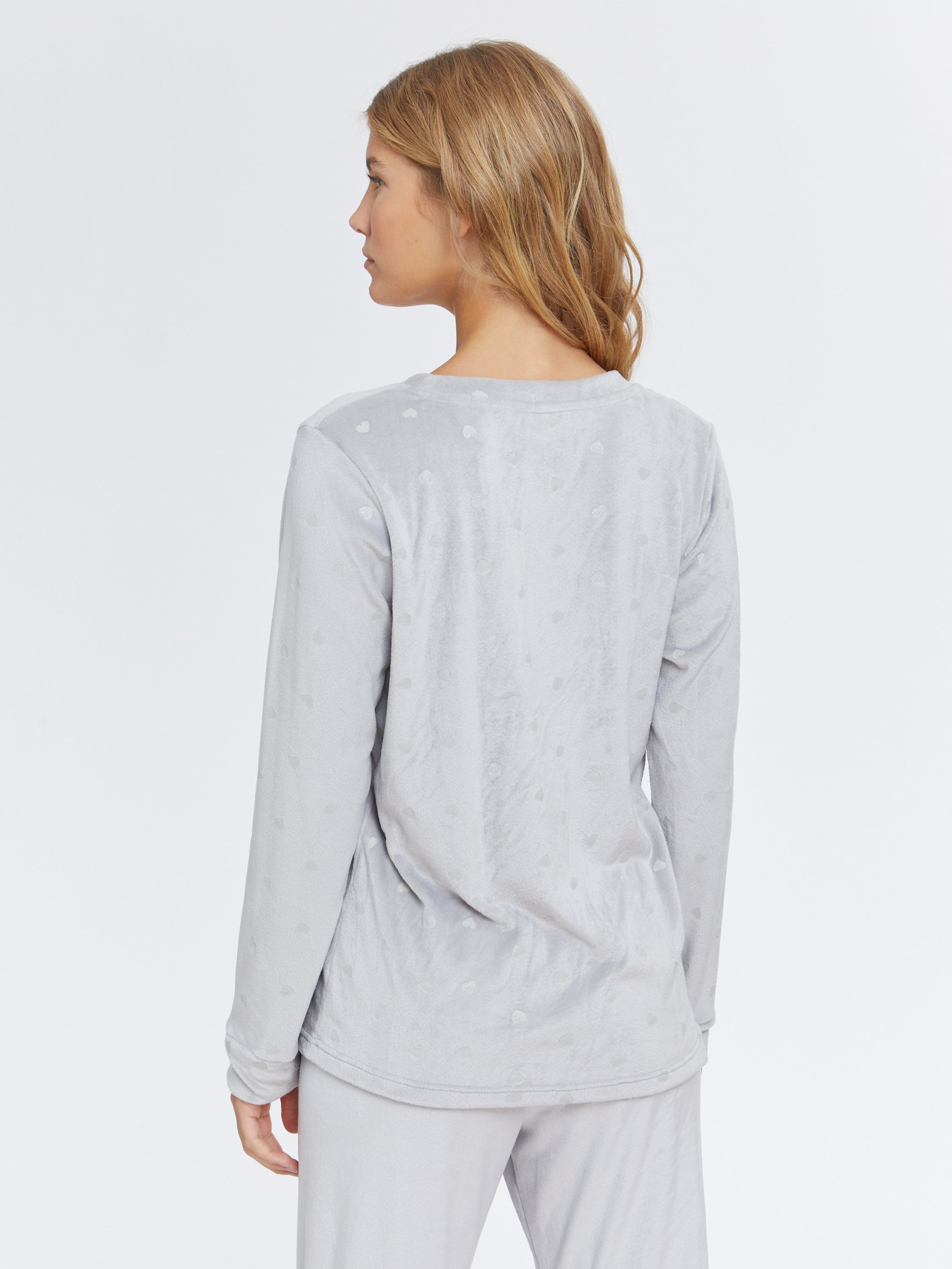 סט פיג'מת קטיפה עם לבבות נוצצים