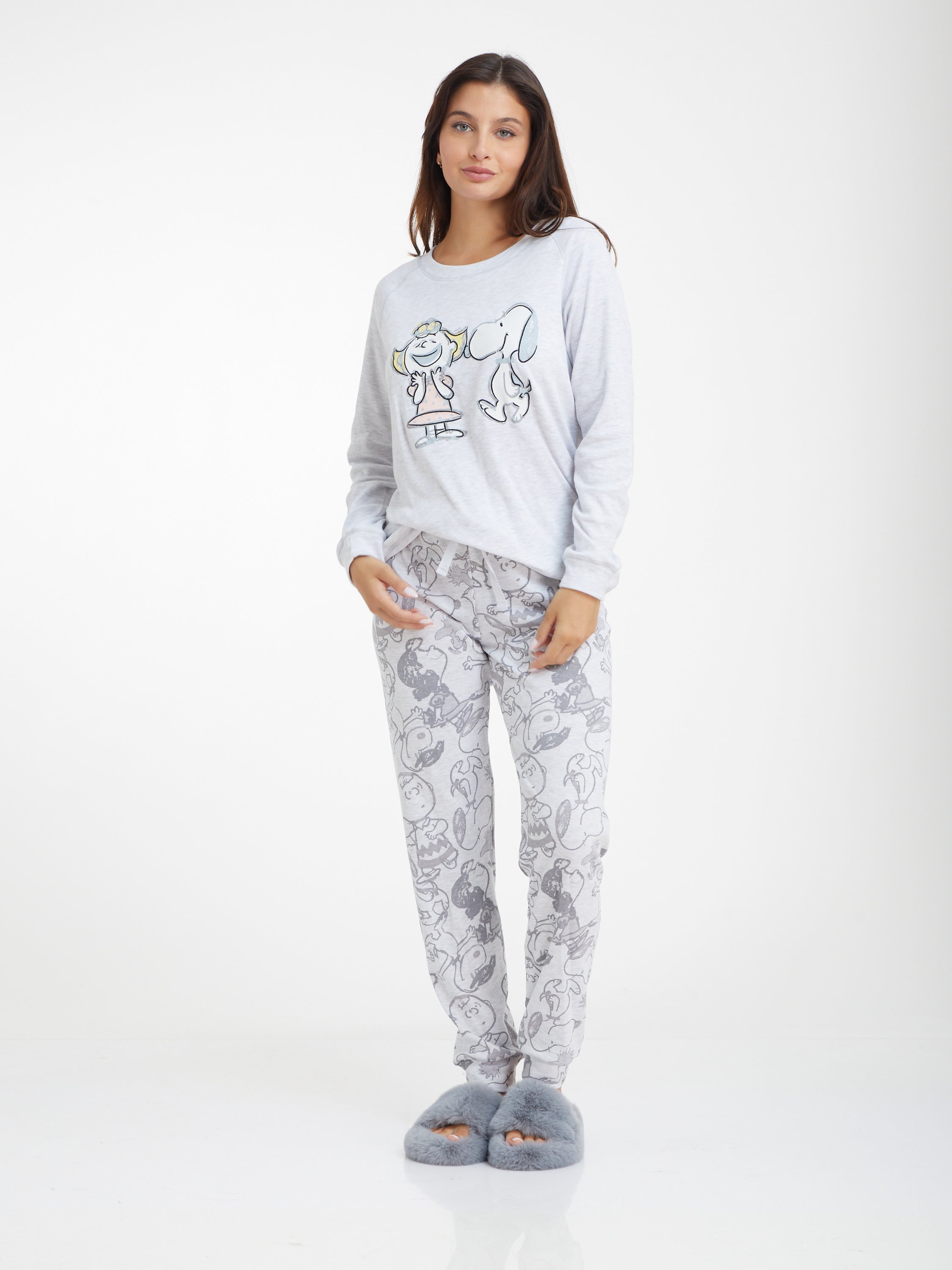 פיג`מה סנופי בשלג פלאפי