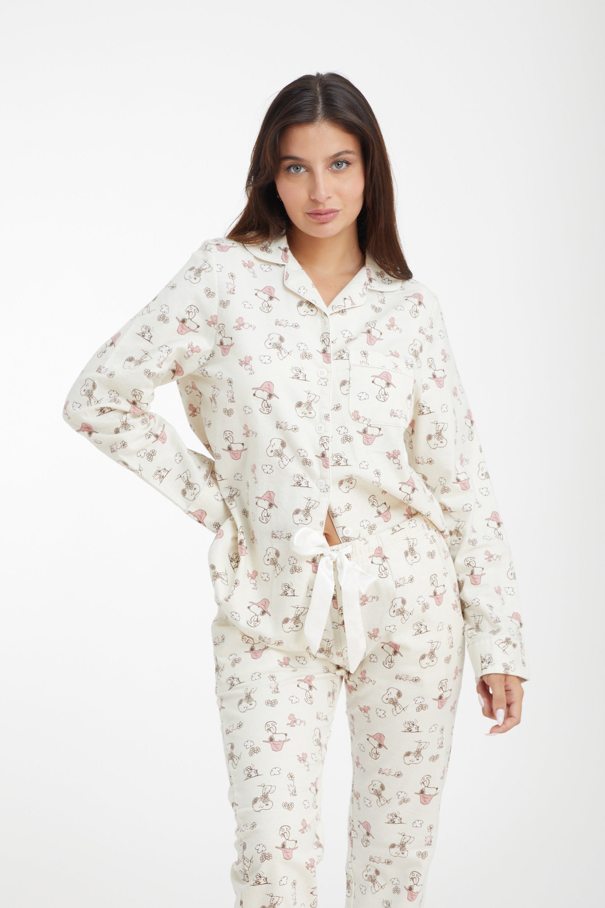 פיג'מה סנופי מכופתרת אינטרלוק