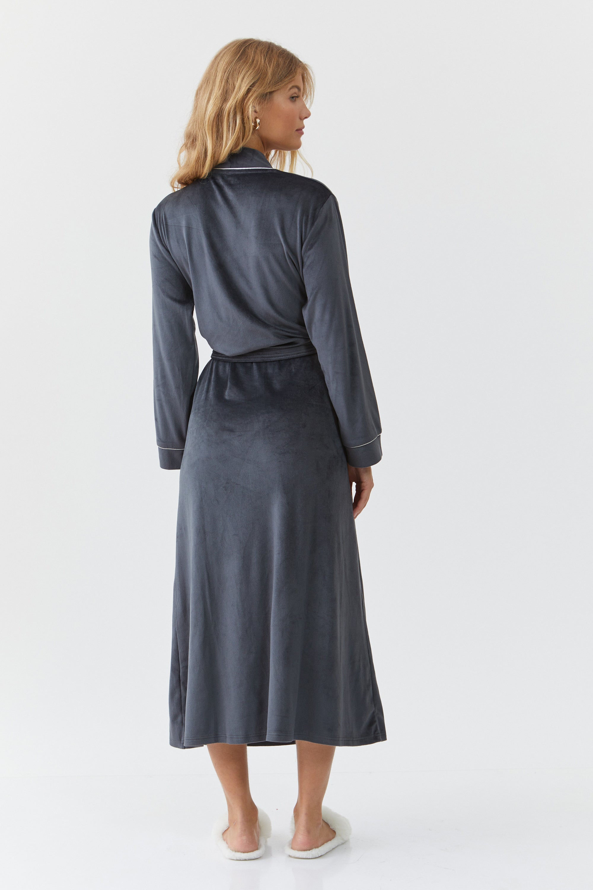 חלוק קטיפה ארוך