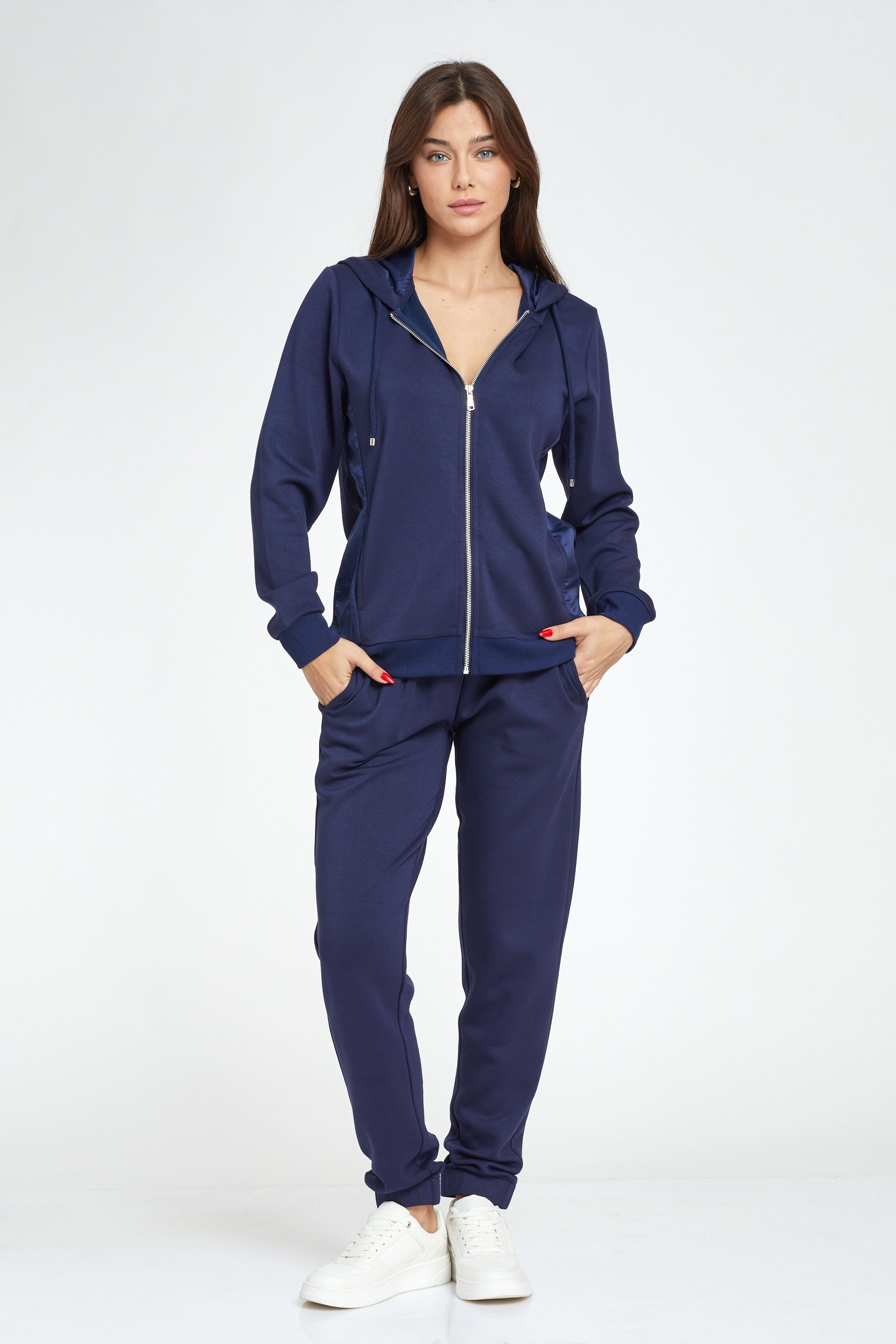 חליפת פנאי ריצ'רץ' עם כובע