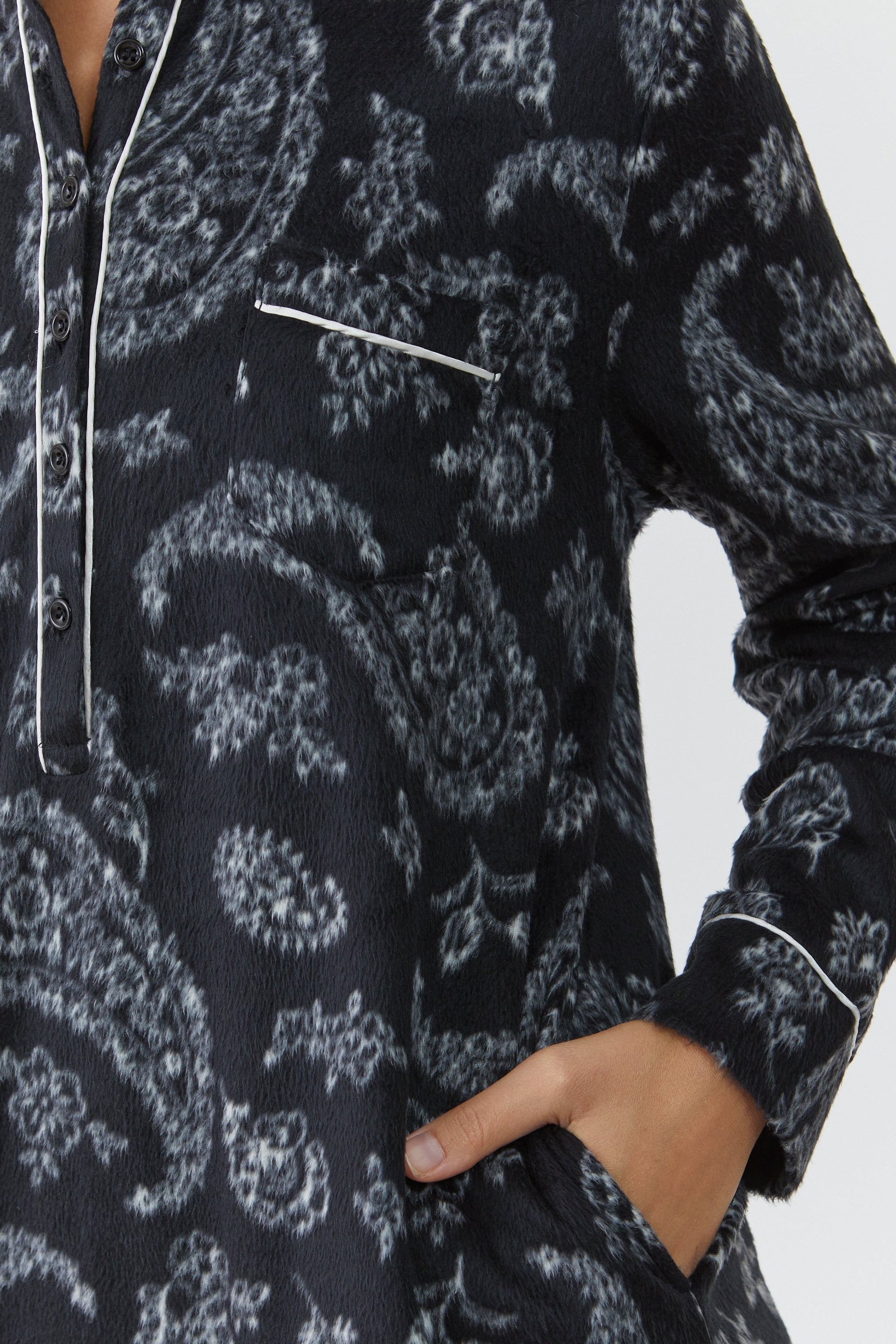 כותנת לילה פייזלי מינק