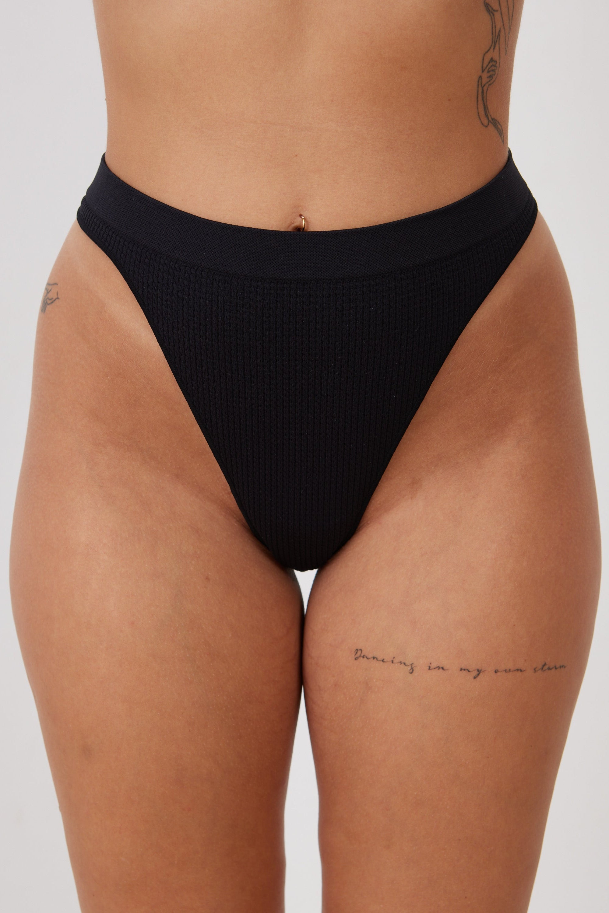 תחתון חוטיני וופל