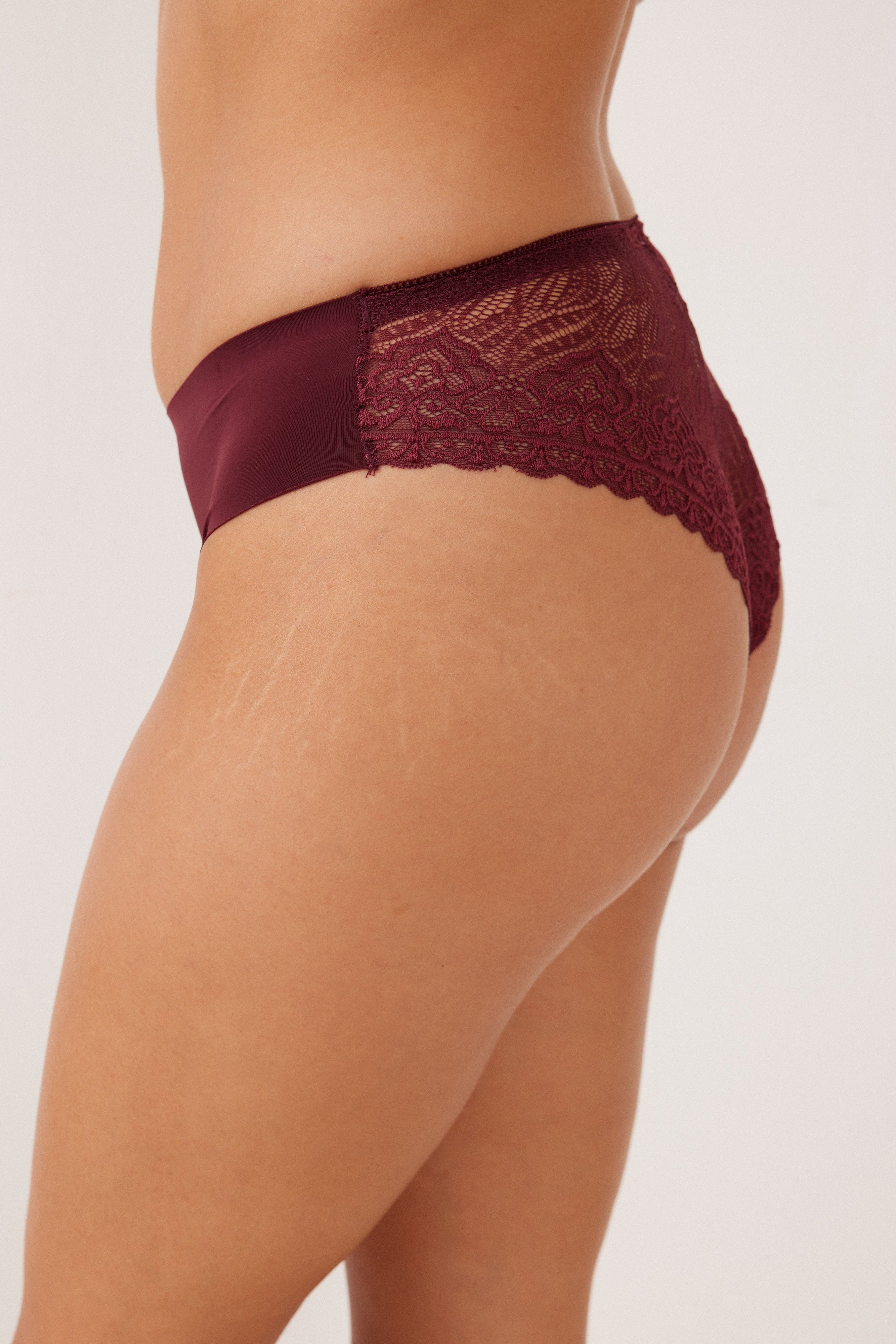 ברזילאי ריב ותחרה ROSE