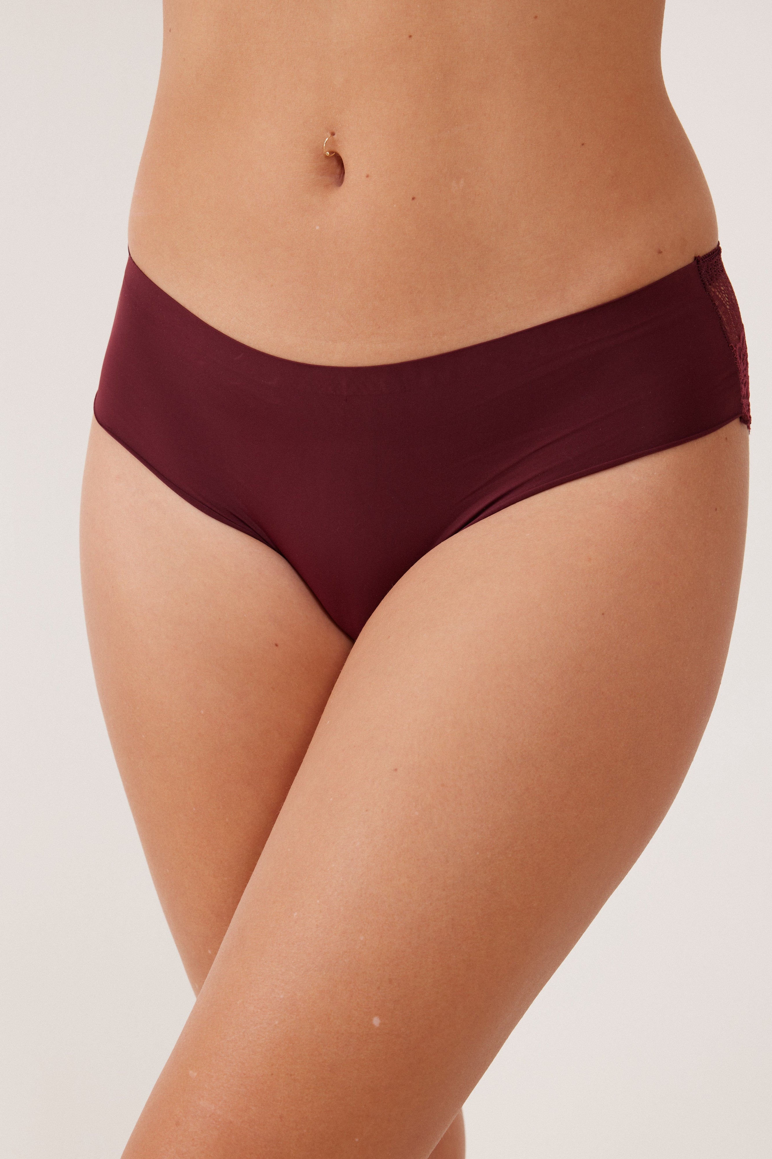 היי לג מיקרו ותחרה ROSE