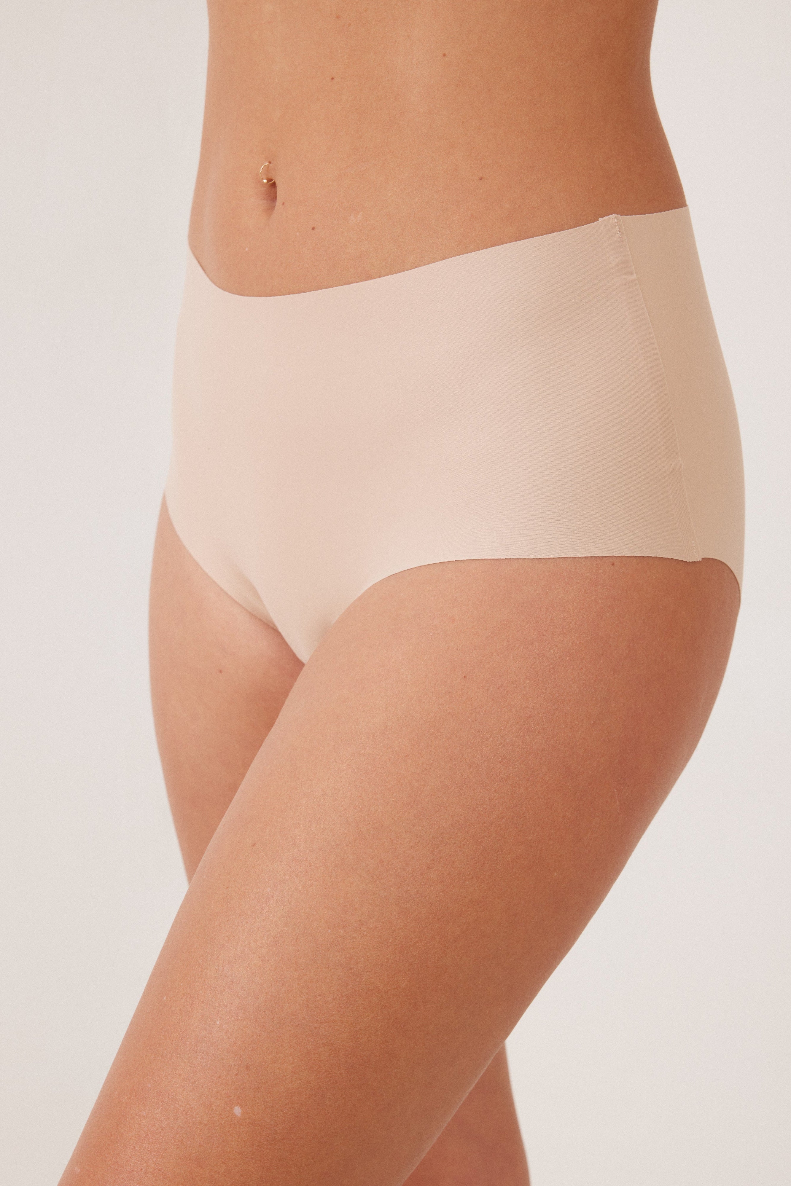 תחתון מקסי CLEAN CUT - שמפניה