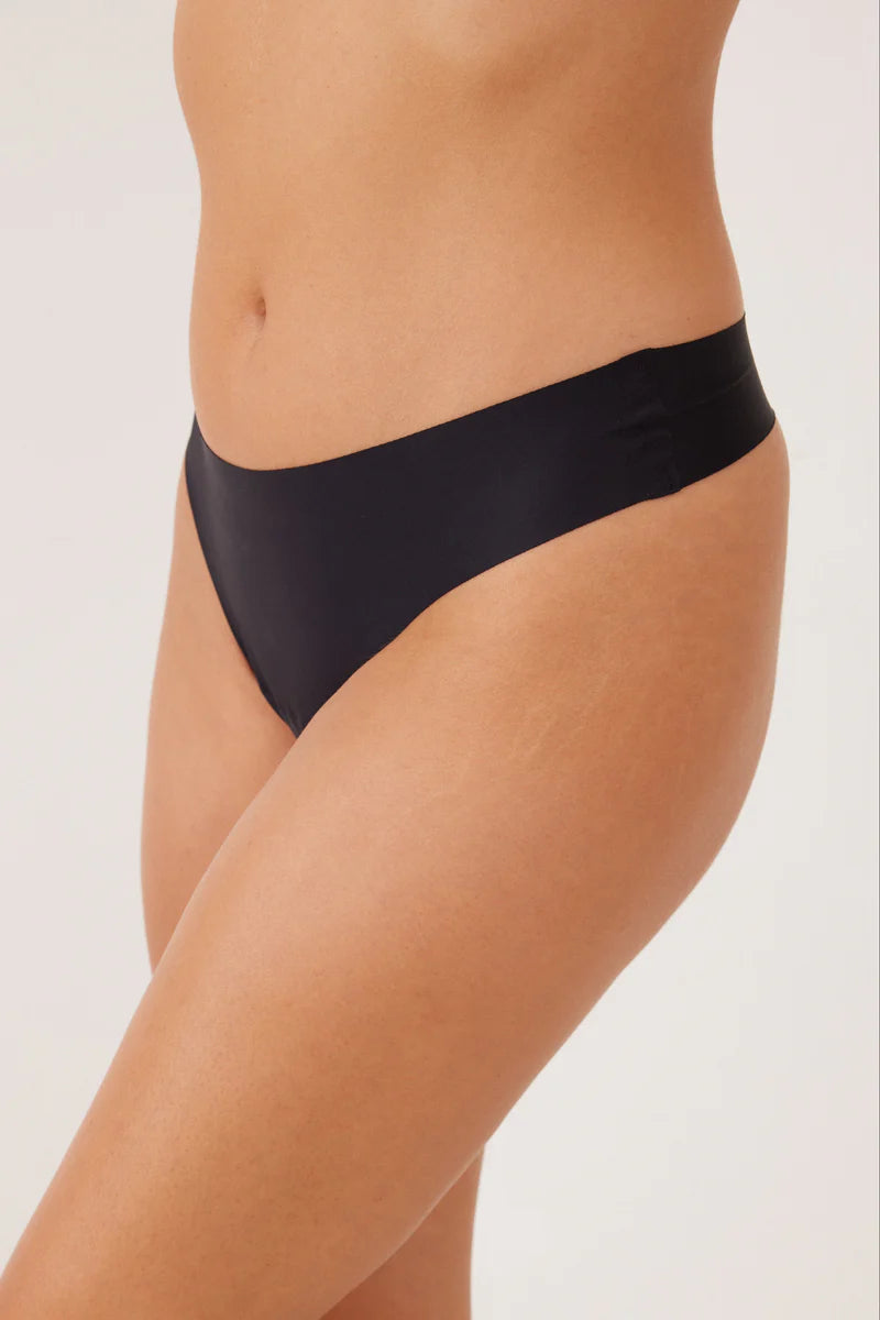 תחתון חוטיני ללא תפר CLEAN CUT