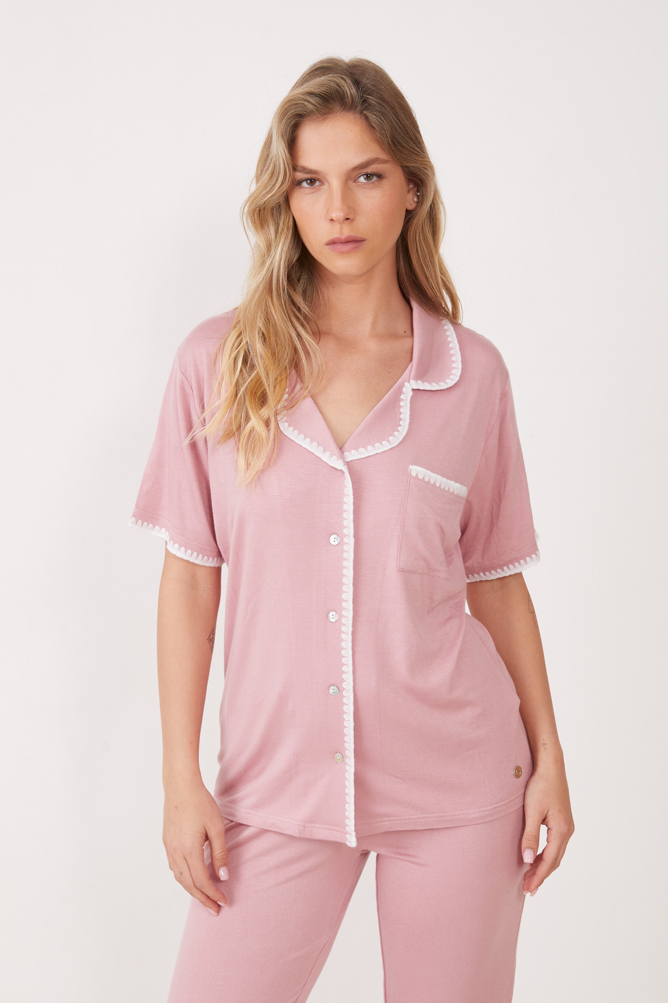 סט פיג'מה מכופתרת מכנס ארוך