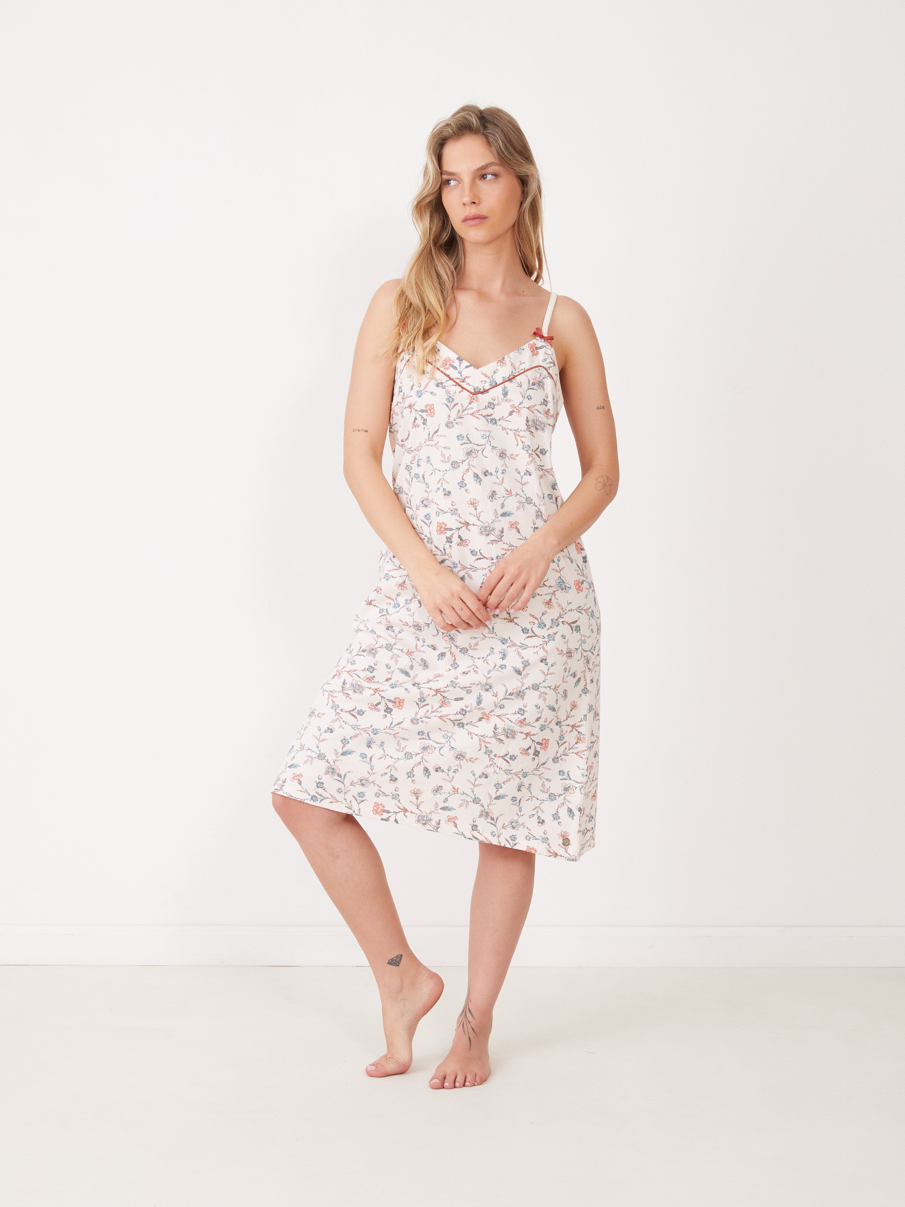 כותונת גופיה