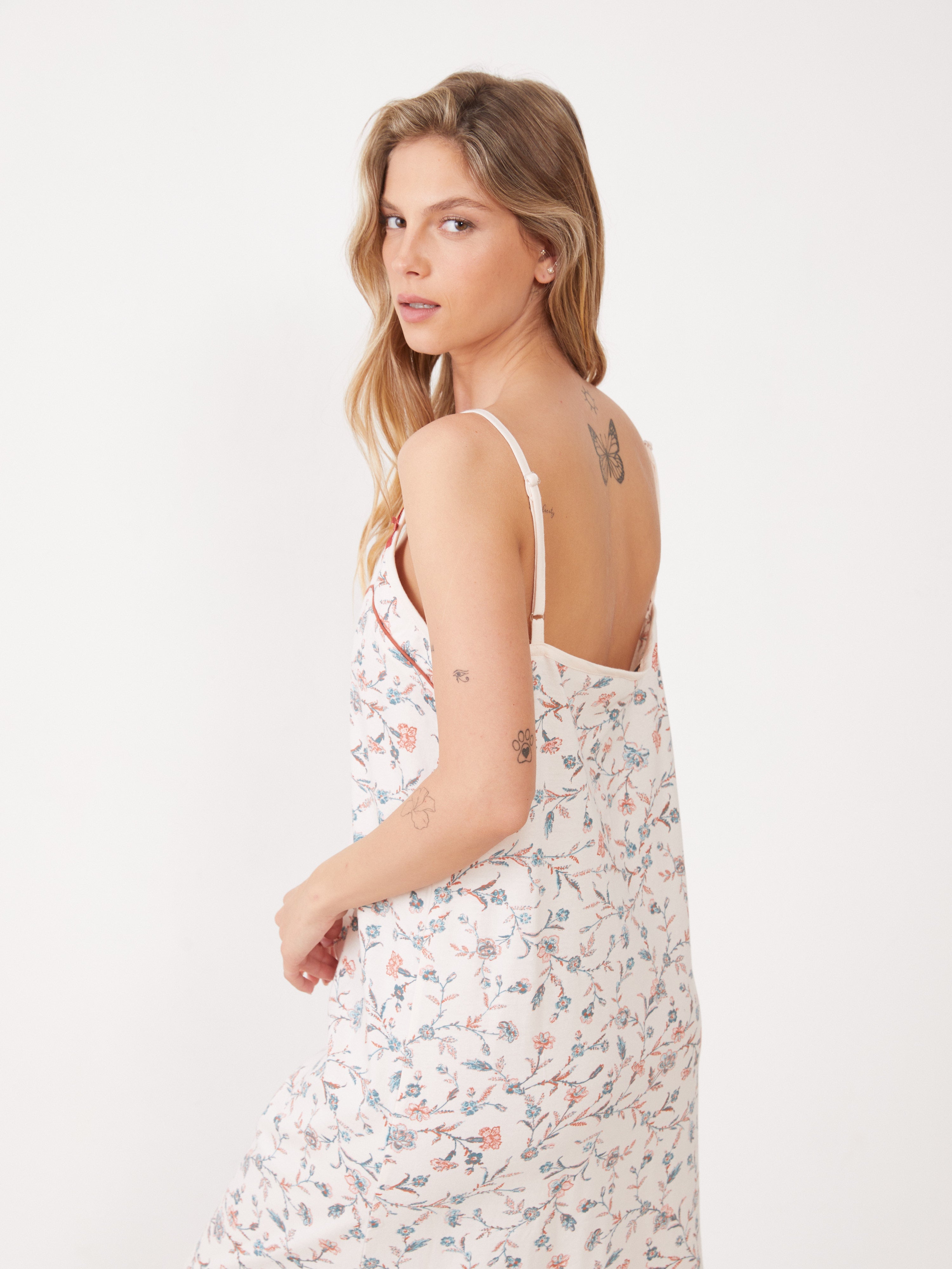 כותונת גופיה