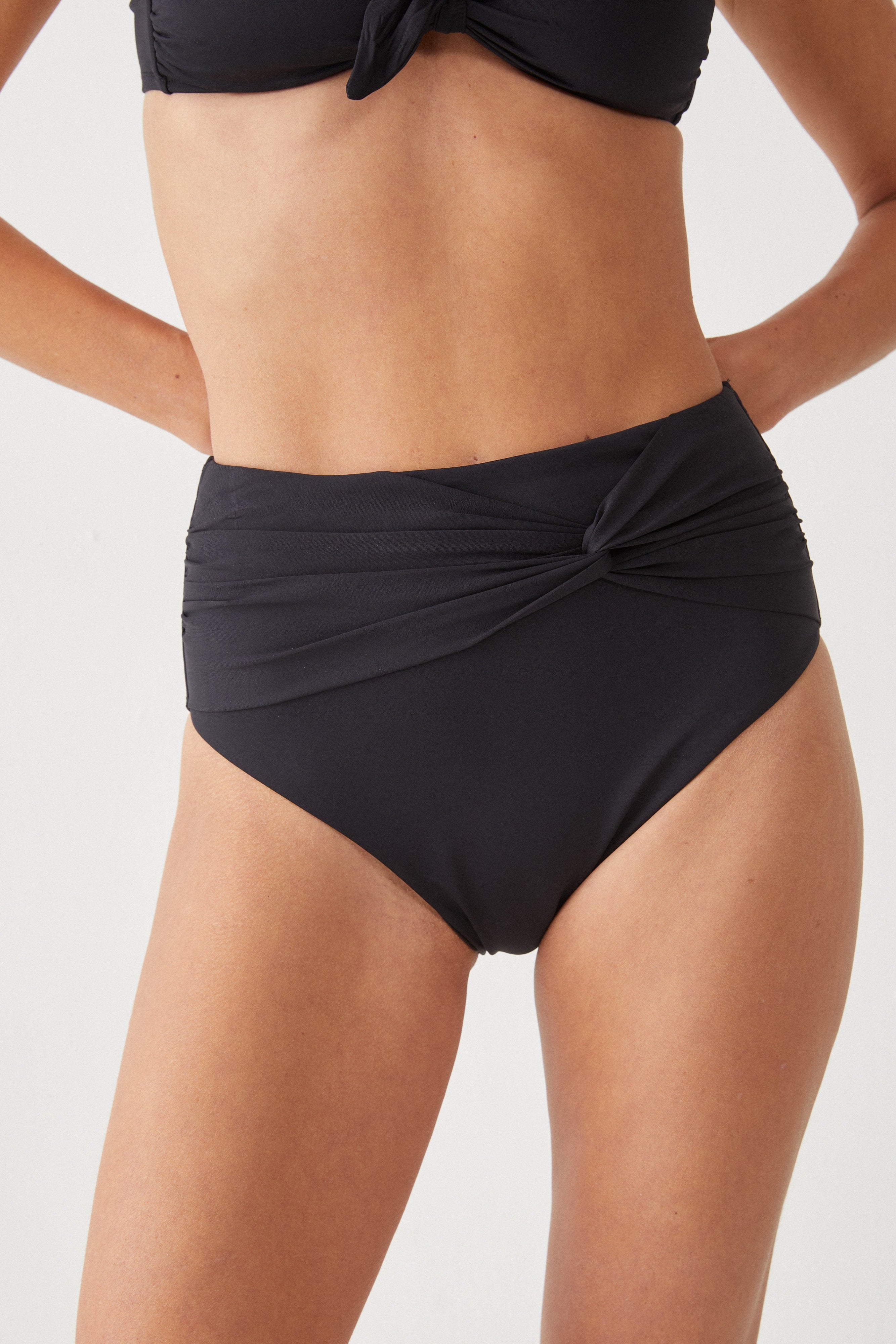 תחתון בגד ים מותן גבוהה