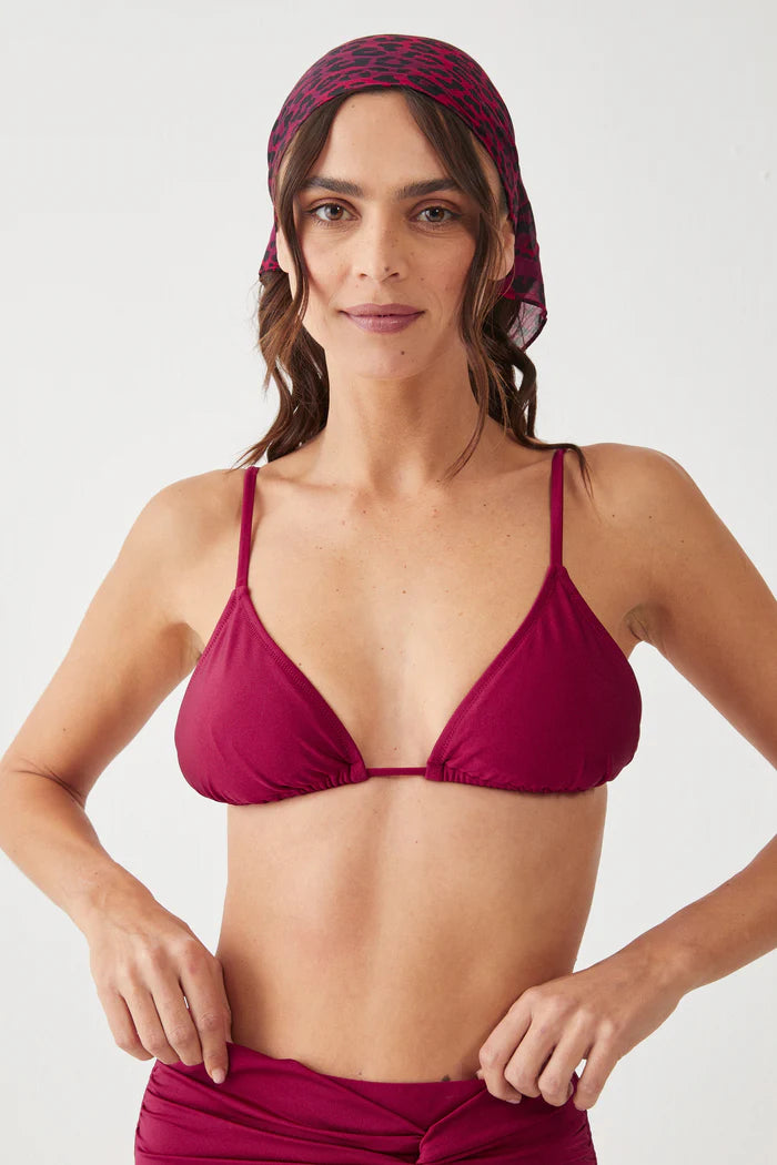 חזיית משולשים בד מבריק