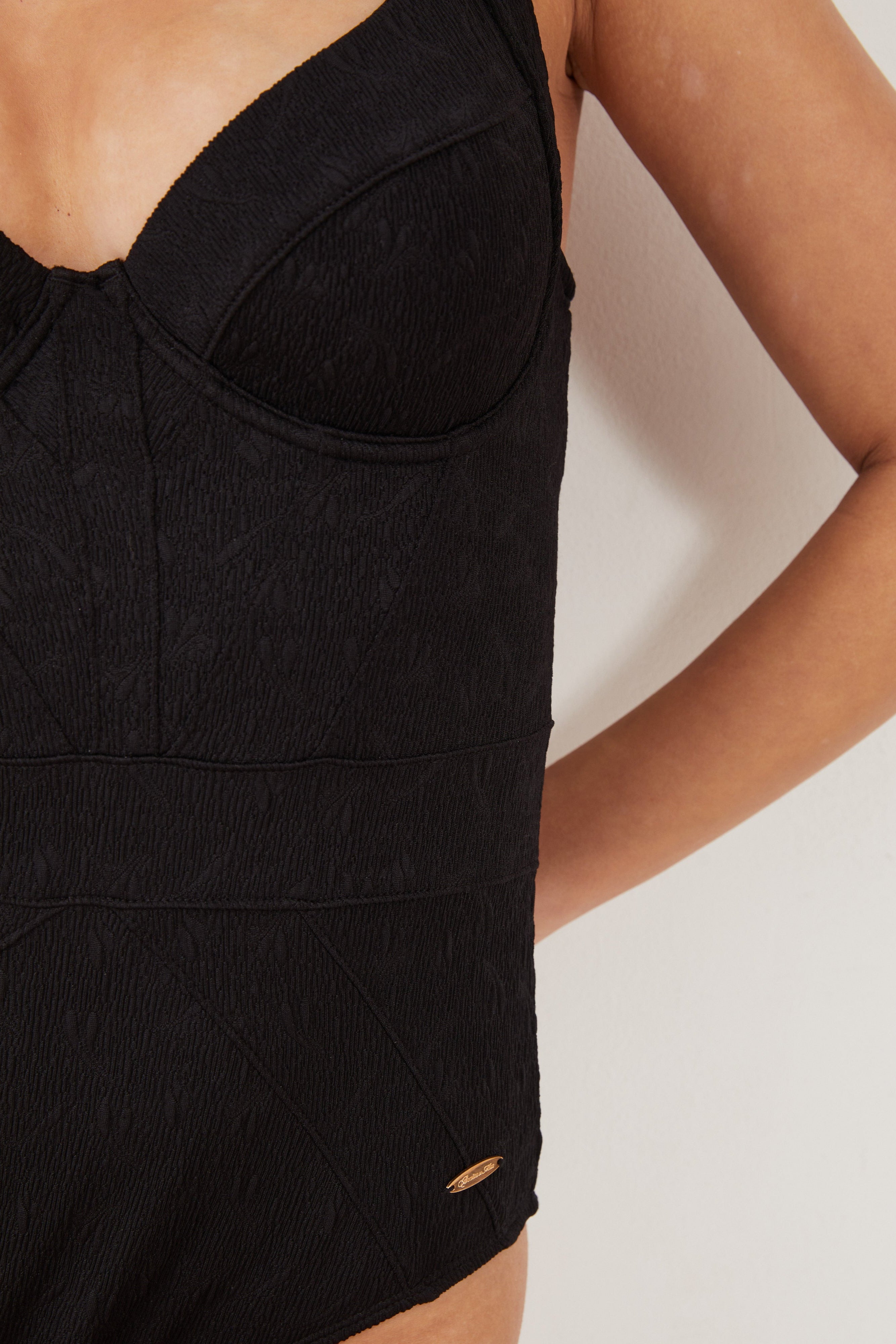 בגד ים שלם טקסטורה