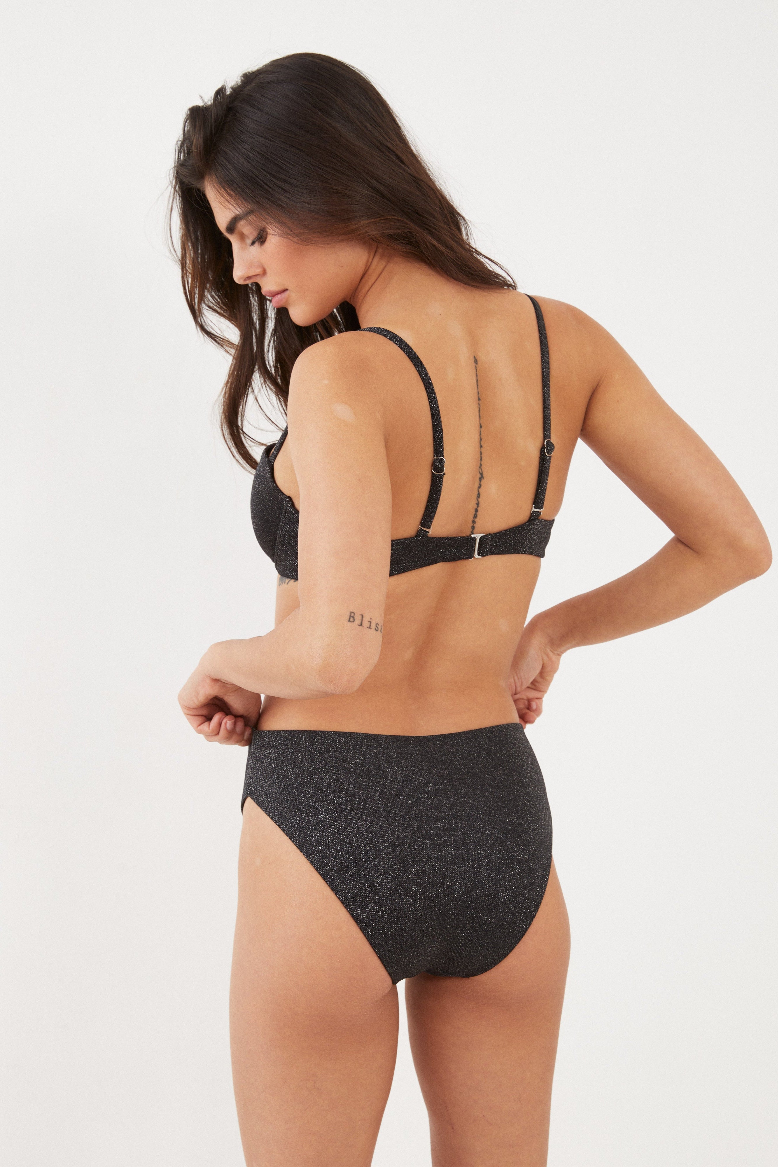 סט ביקיני פוש אפ מטאלי