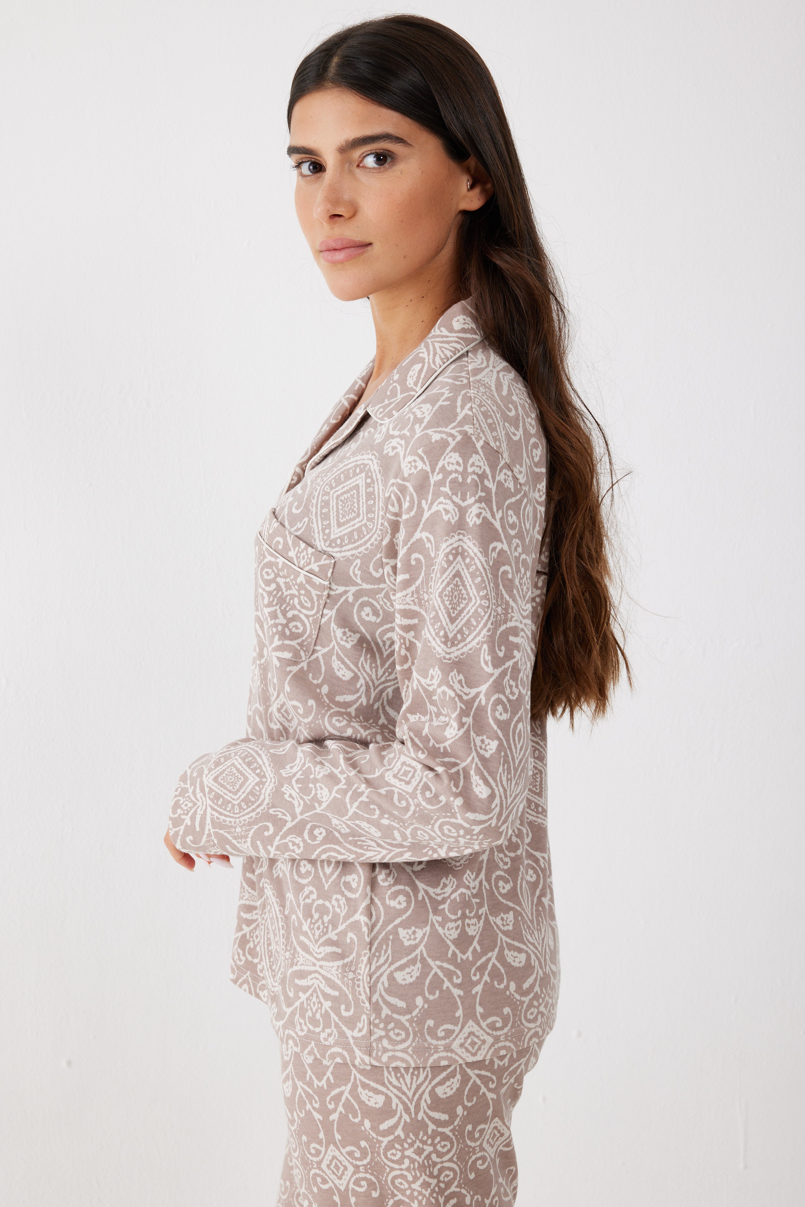 פיג'מה מכופתרת אינטרלוק