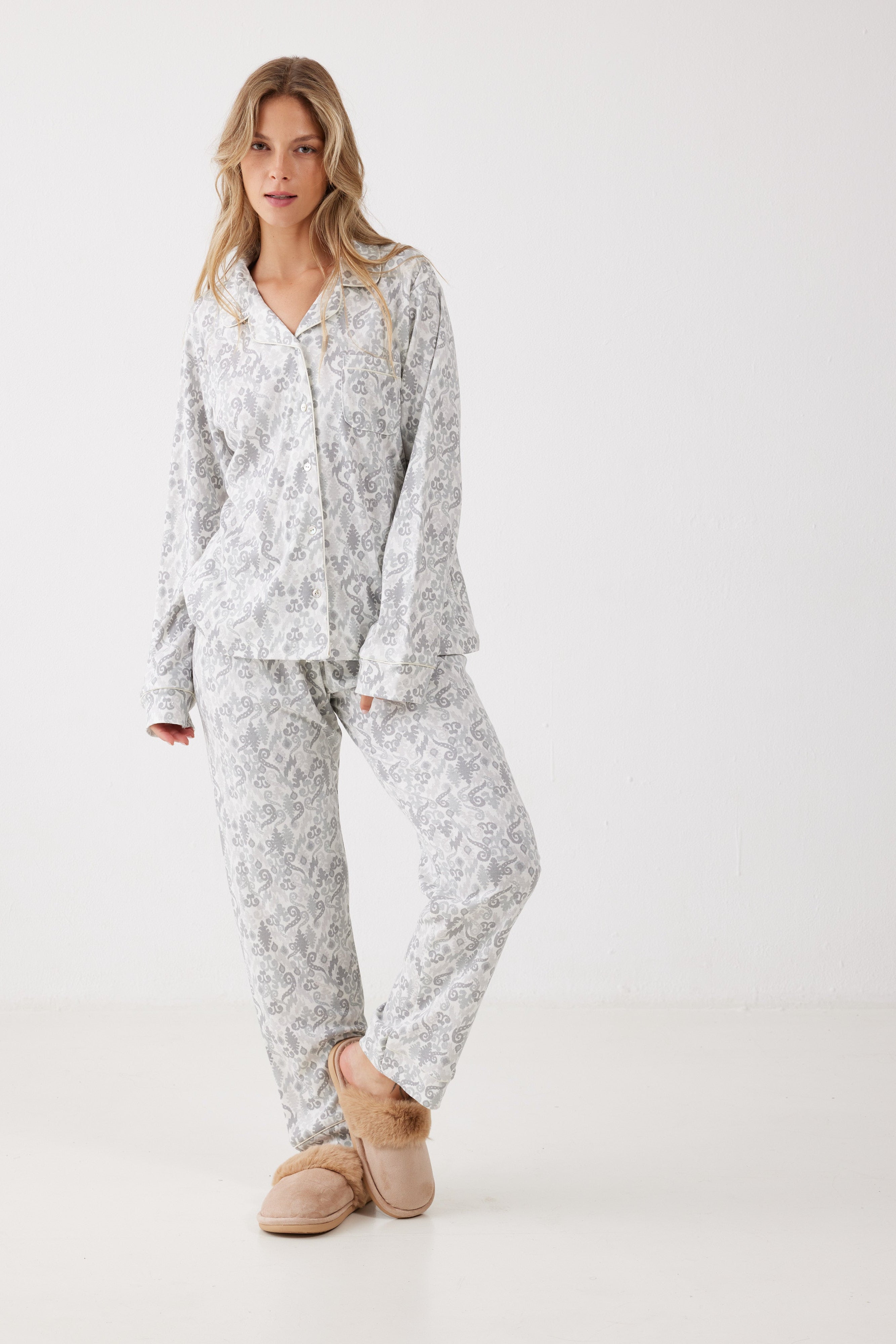 פיג'מה מכופתרת אינטרלוק