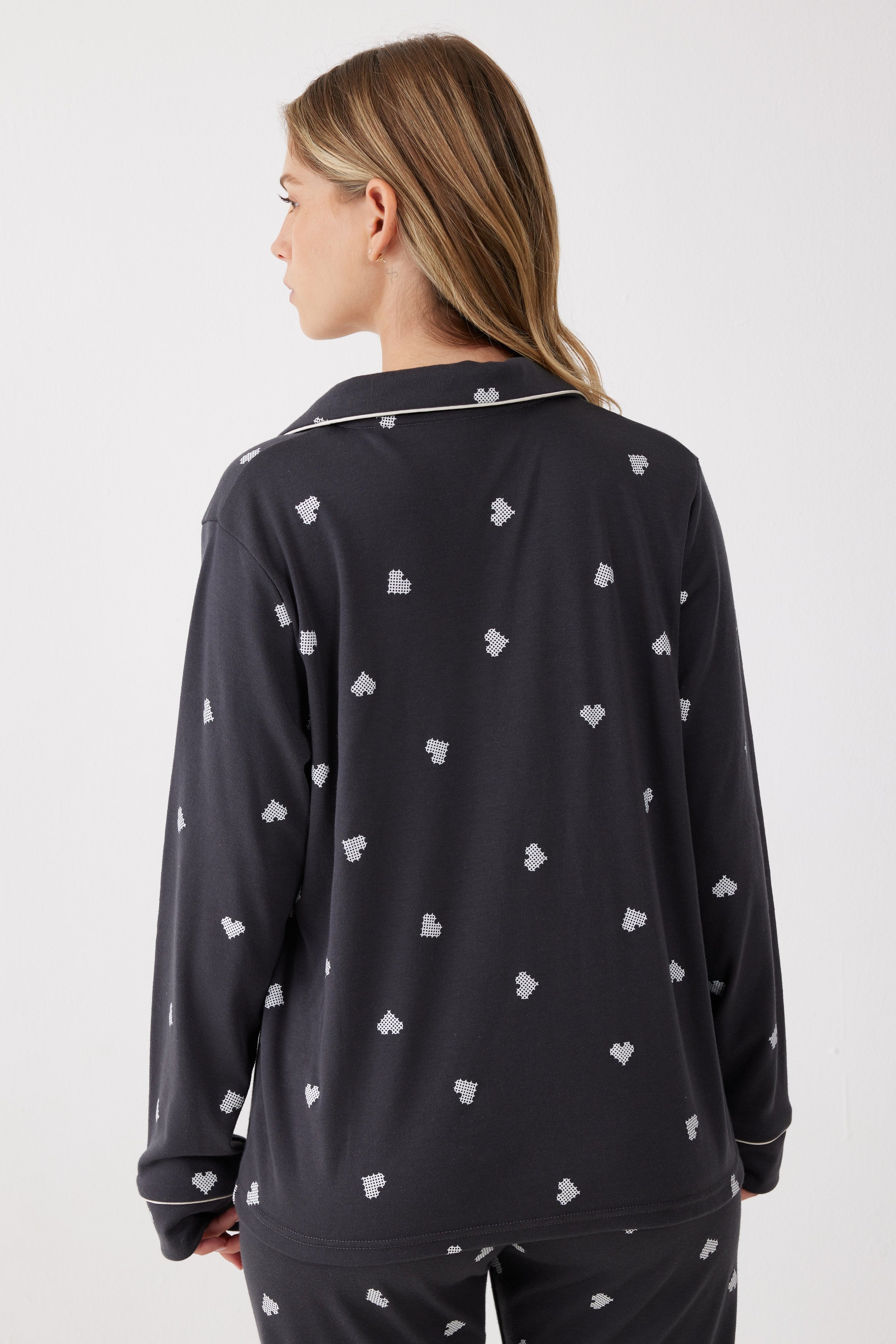 סט פיג'מה מכופתרת