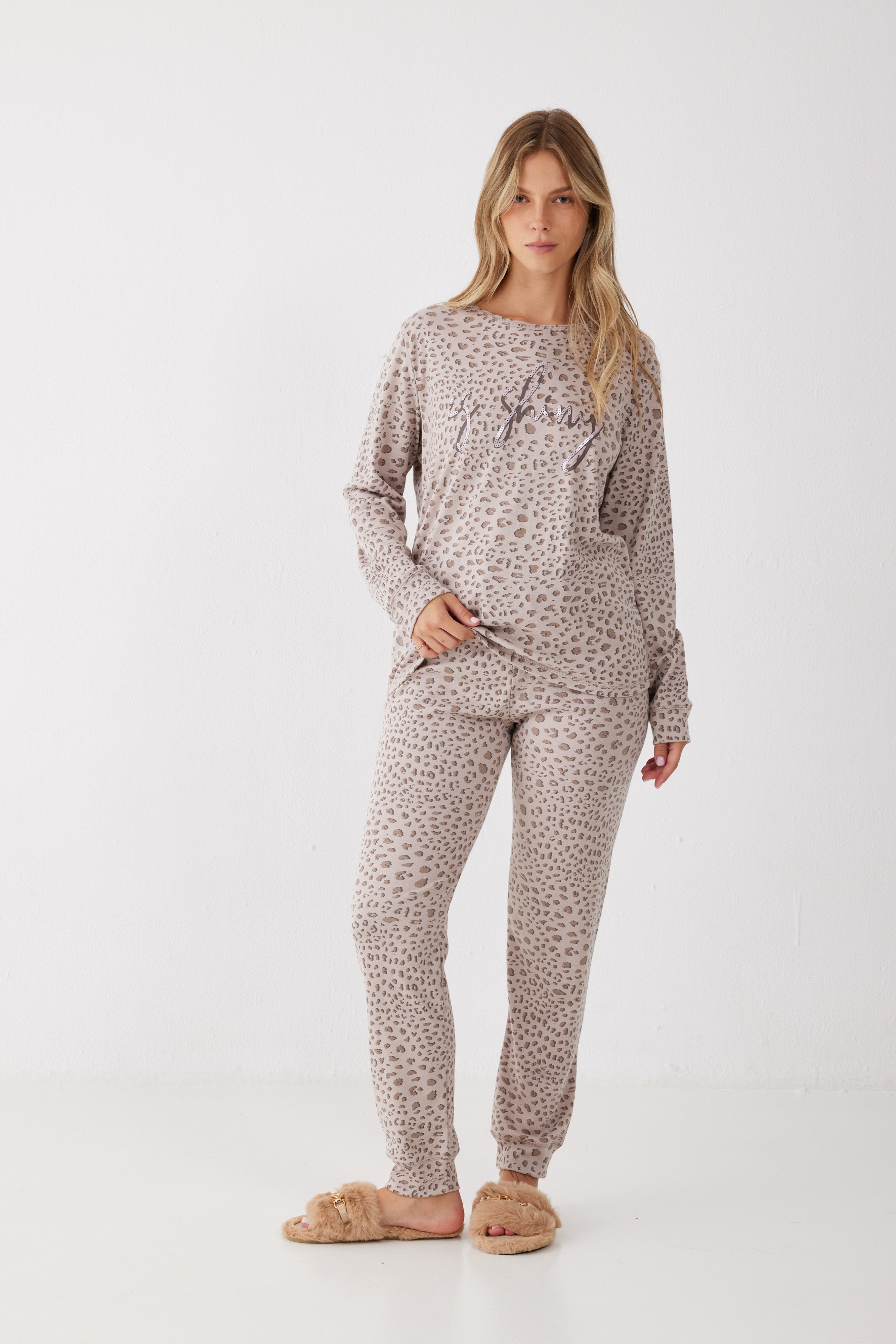 סט פיג'מה מנומרת אינטרלוק