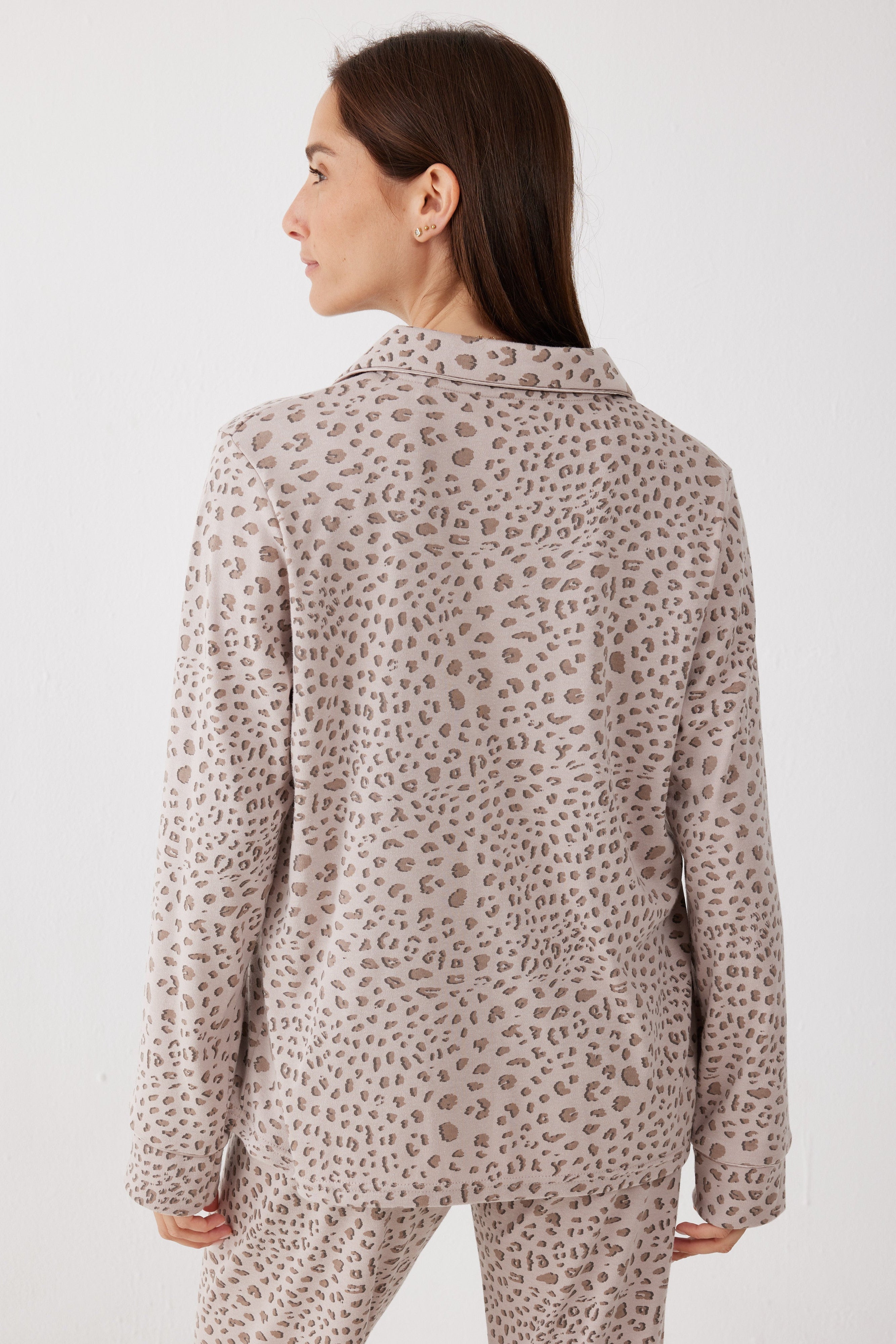 סט פיג'מה אינטרלוק מכופתרת