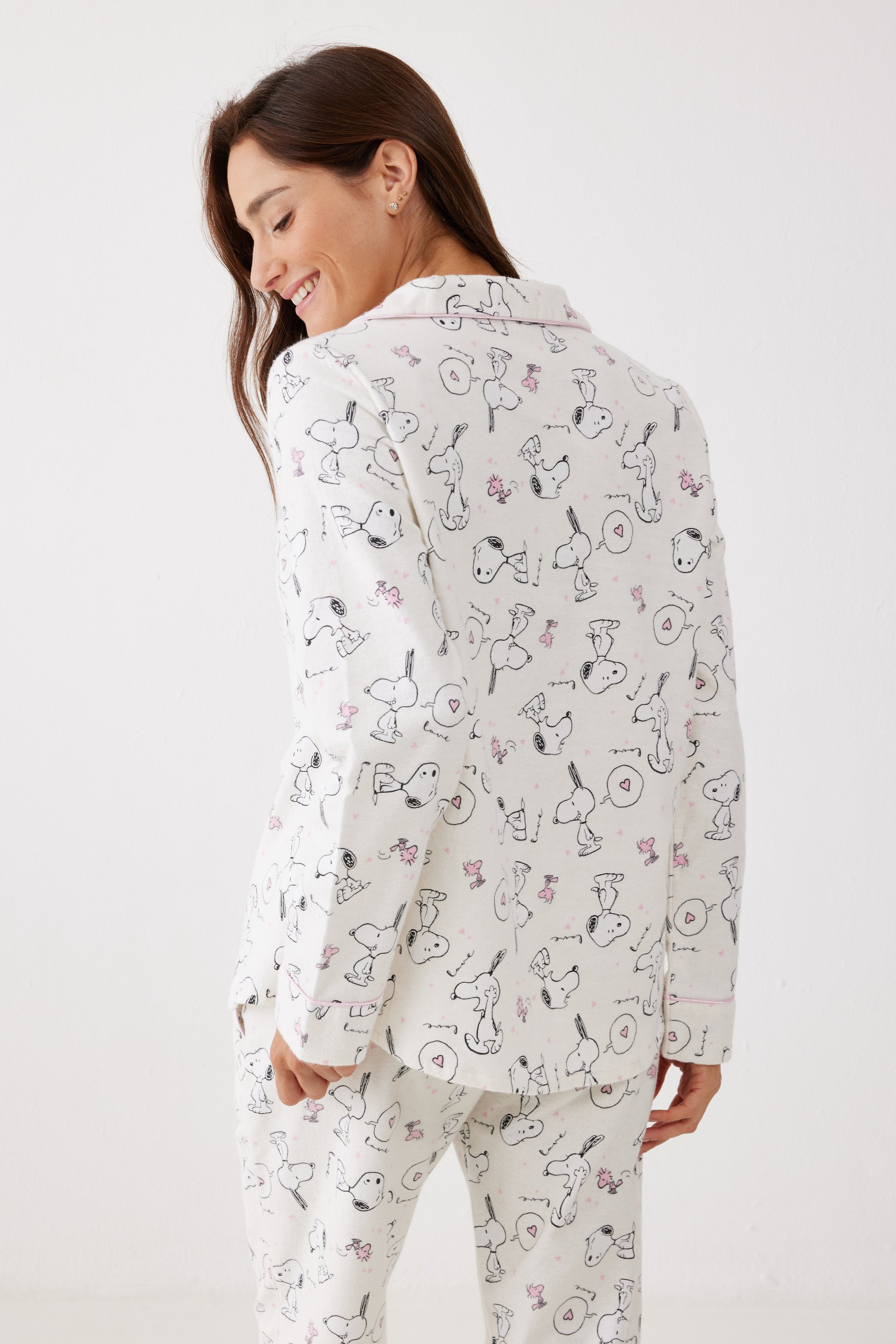 פיג'מה סנופי מכופתרת