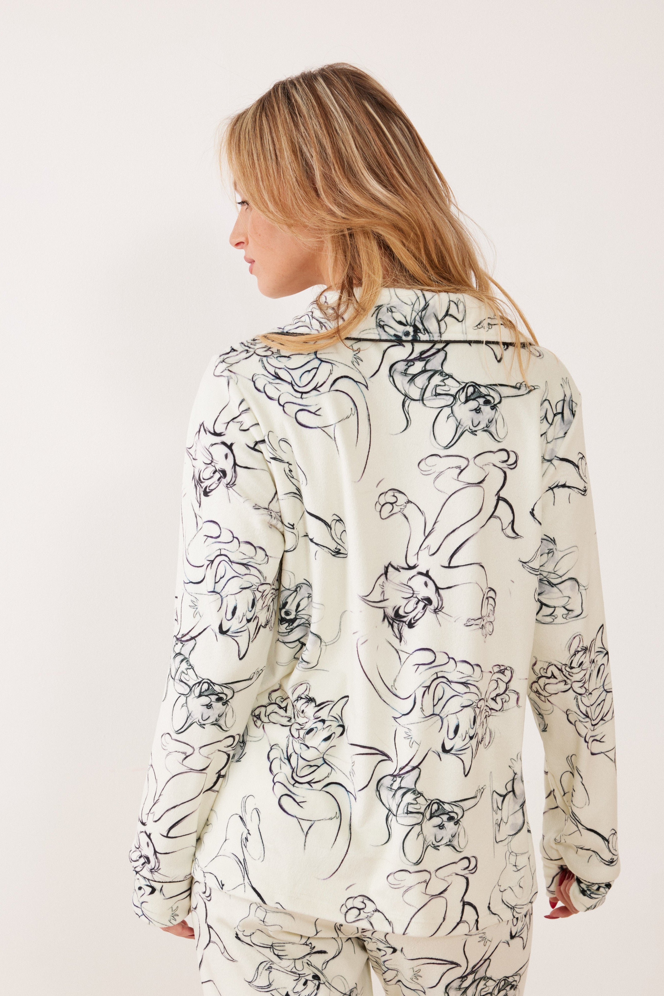 סט פיג'מה קטיפה מכופתרת - שמנת TOM&JERRY