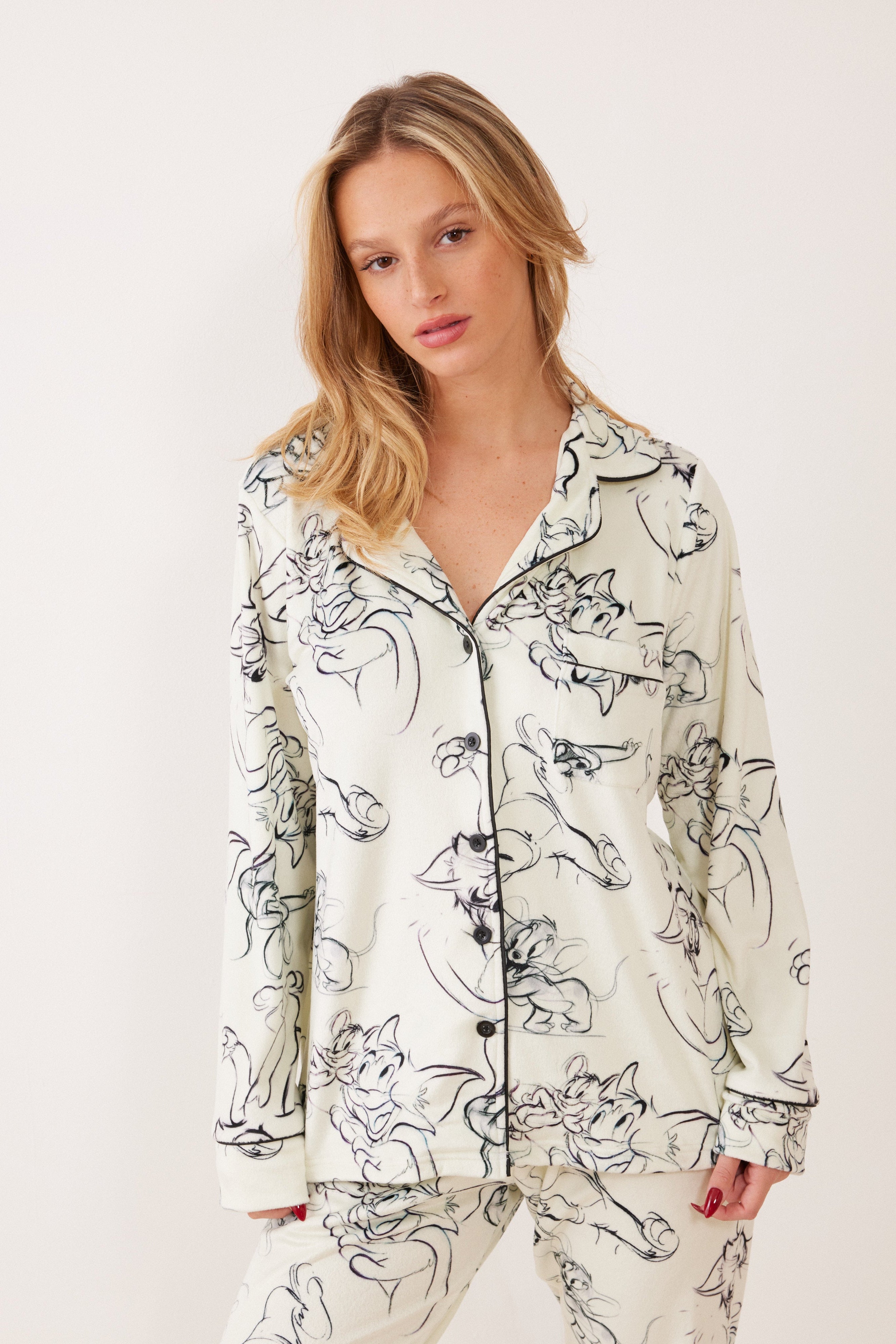 סט פיג'מה קטיפה מכופתרת - שמנת TOM&JERRY