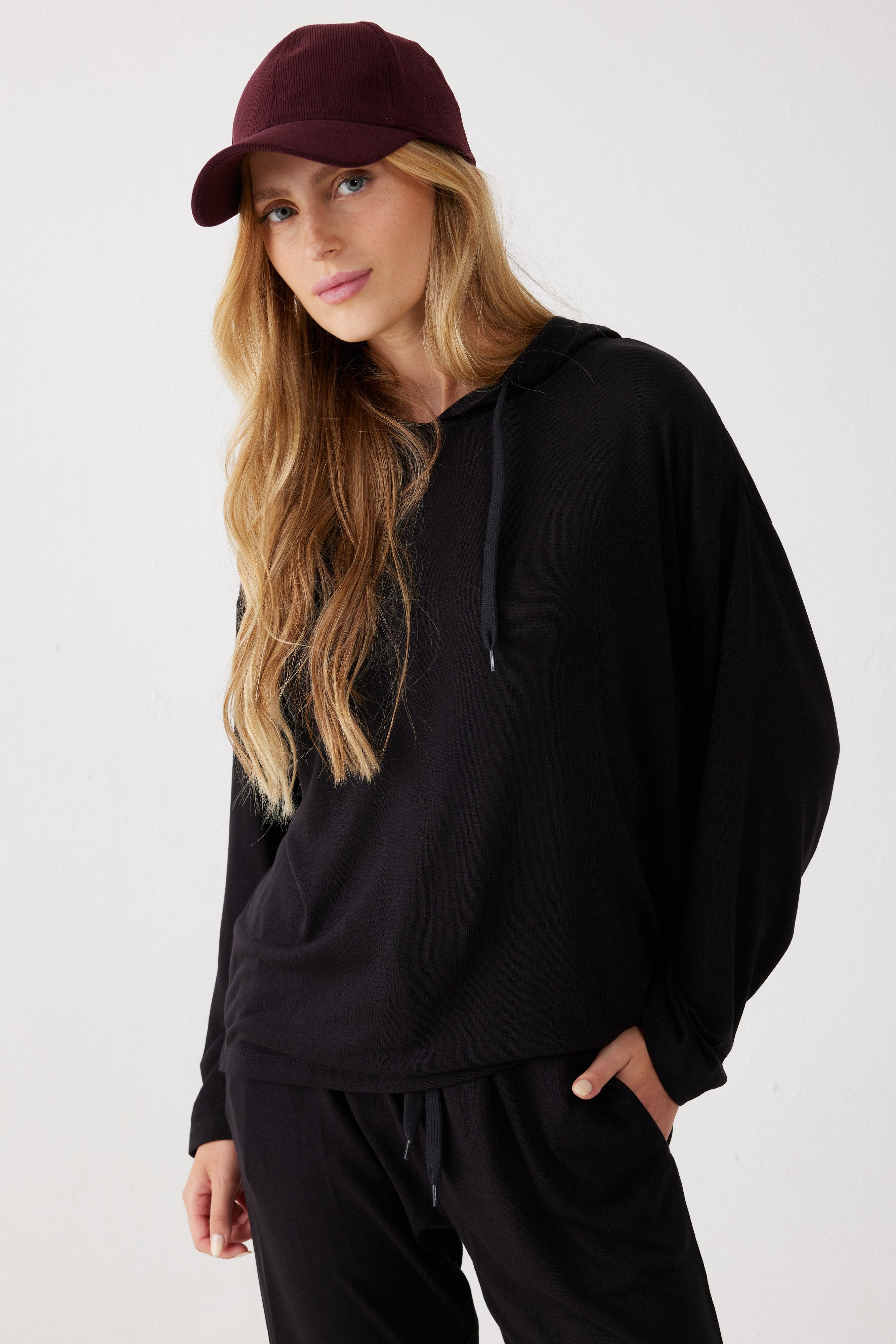 סט חליפת פנאי קפוצ'ון סריג