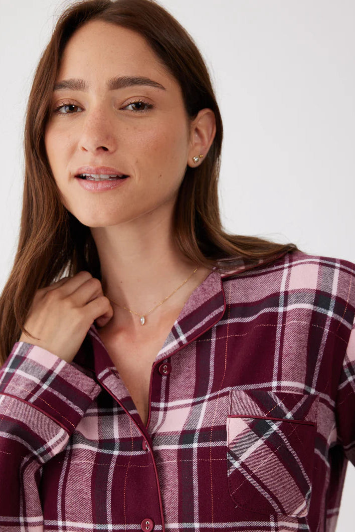 פיג'מת פלנל מכופתרת משבצות מכנס קצר