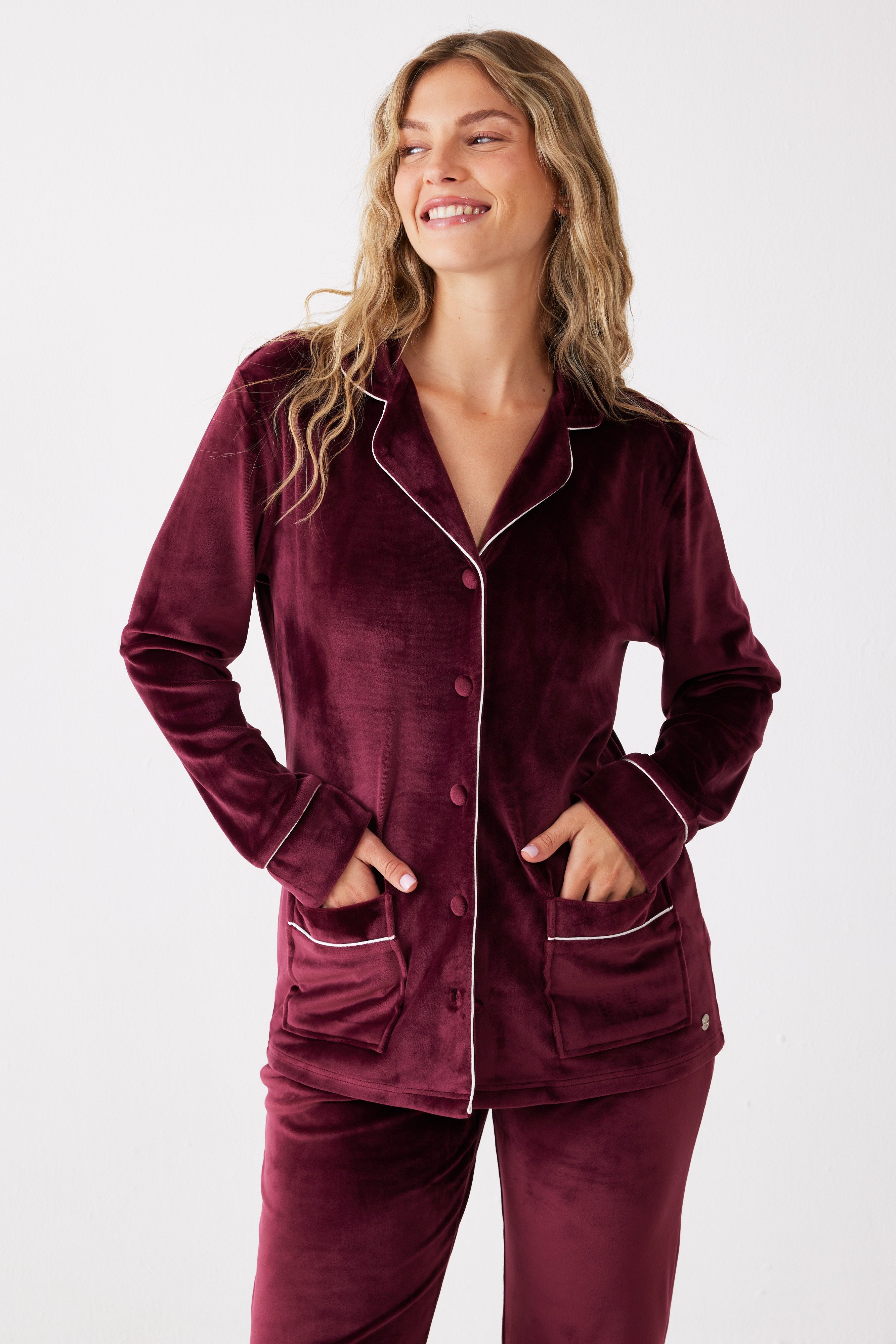 סט חליפה מכופתרת פספול קטיפה