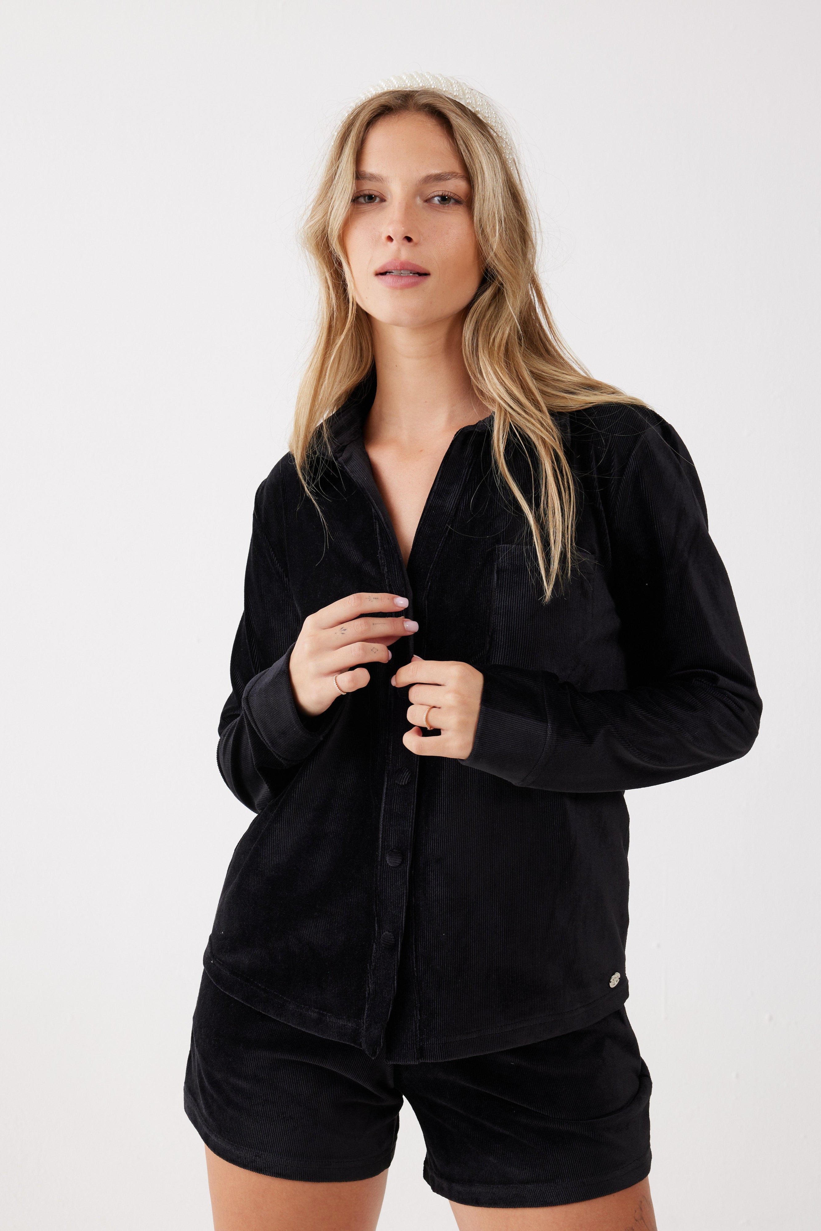 חליפת פנאי מכופתרת קטיפה ריב